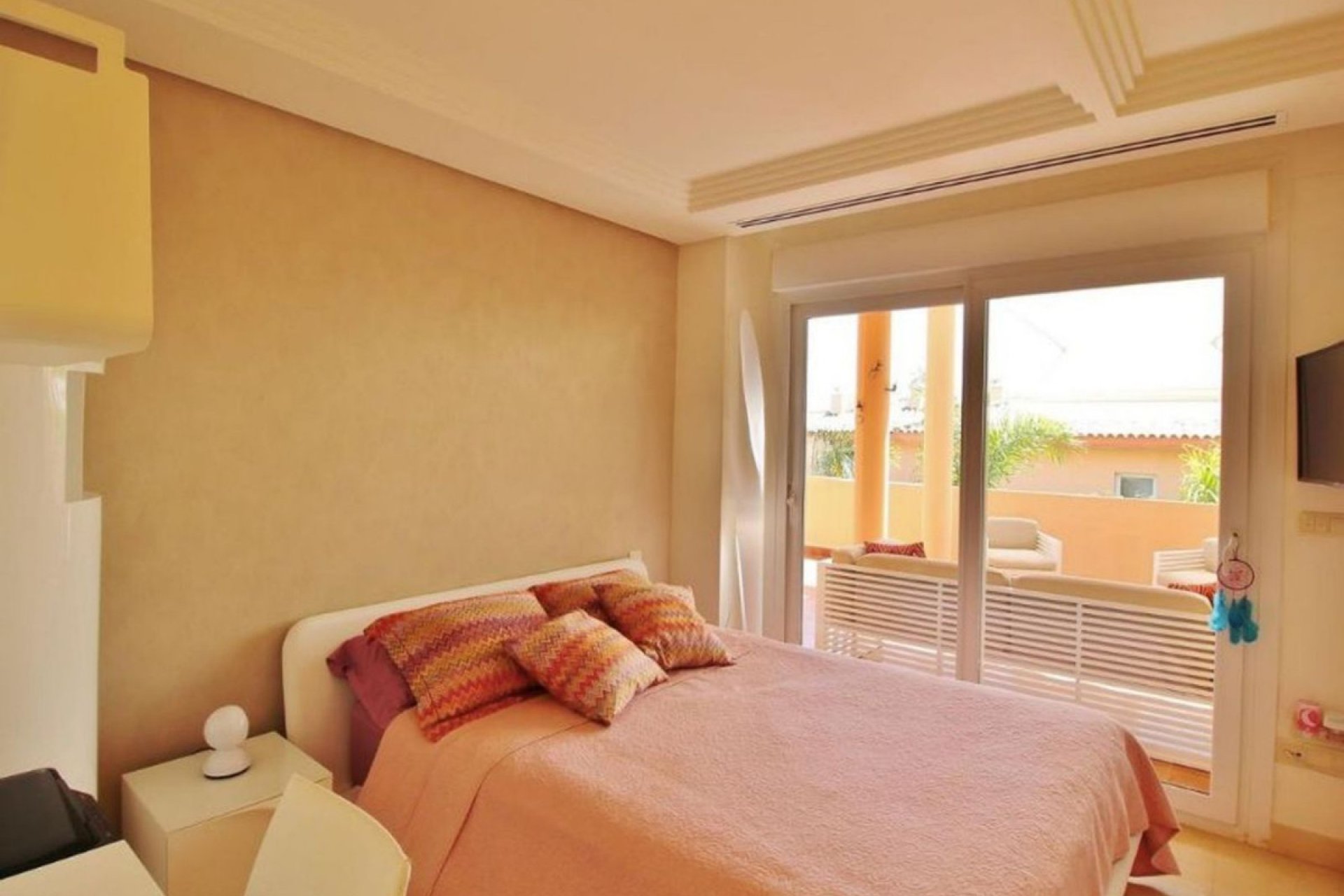 Reventa - Apartment - Middle Floor Apartment - Marbella - Nueva Andalucia