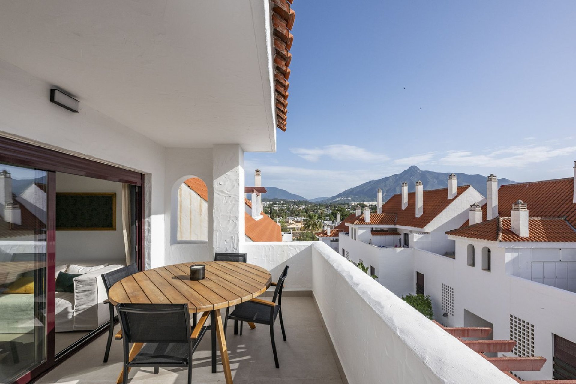 Reventa - Apartment - Middle Floor Apartment - Marbella - Nueva Andalucia