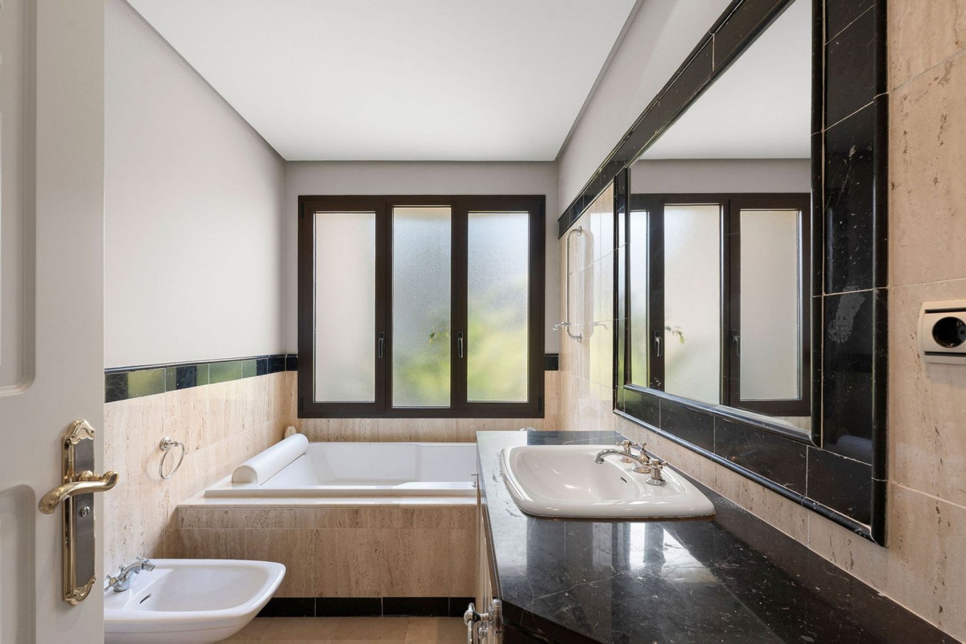 Reventa - Apartment - Middle Floor Apartment - Marbella - Nueva Andalucia