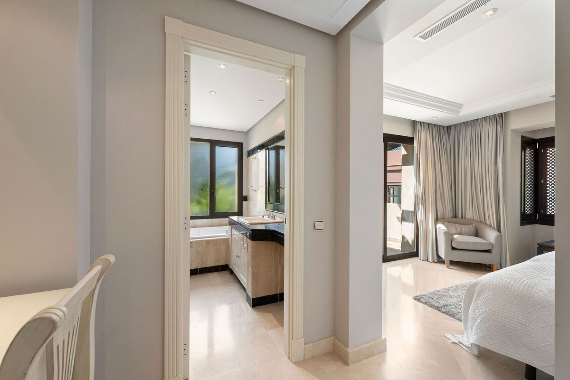 Reventa - Apartment - Middle Floor Apartment - Marbella - Nueva Andalucia