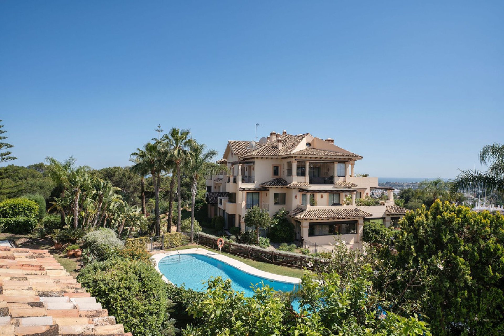 Reventa - Apartment - Middle Floor Apartment - Marbella - Nueva Andalucia