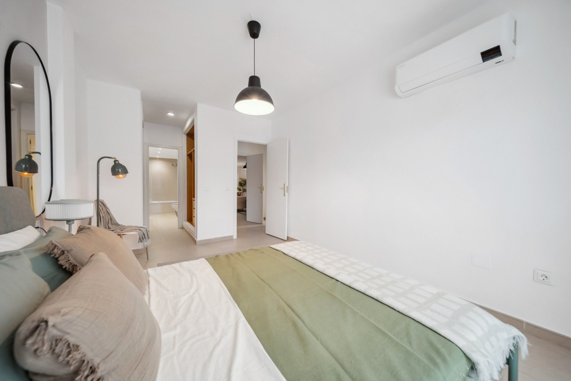 Reventa - Apartment - Middle Floor Apartment - Marbella - Nueva Andalucia