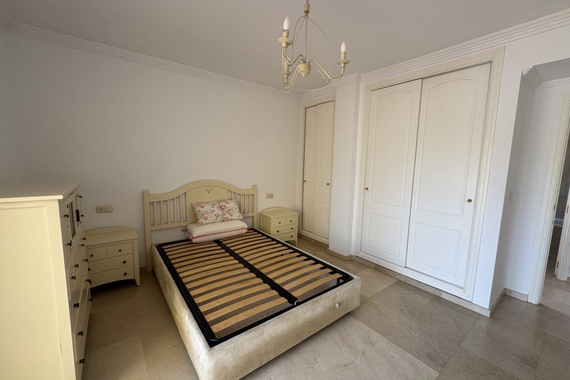 Reventa - Apartment - Middle Floor Apartment - Marbella - Nueva Andalucia