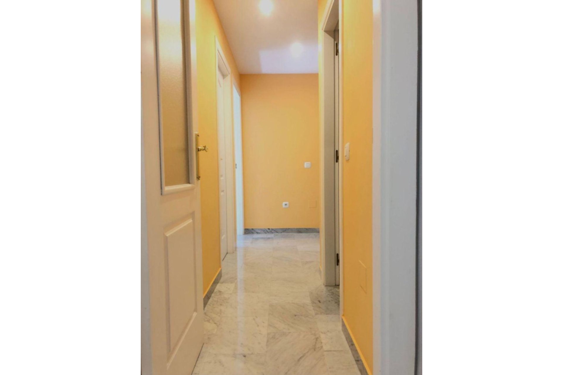 Reventa - Apartment - Middle Floor Apartment - Marbella - Nueva Andalucia