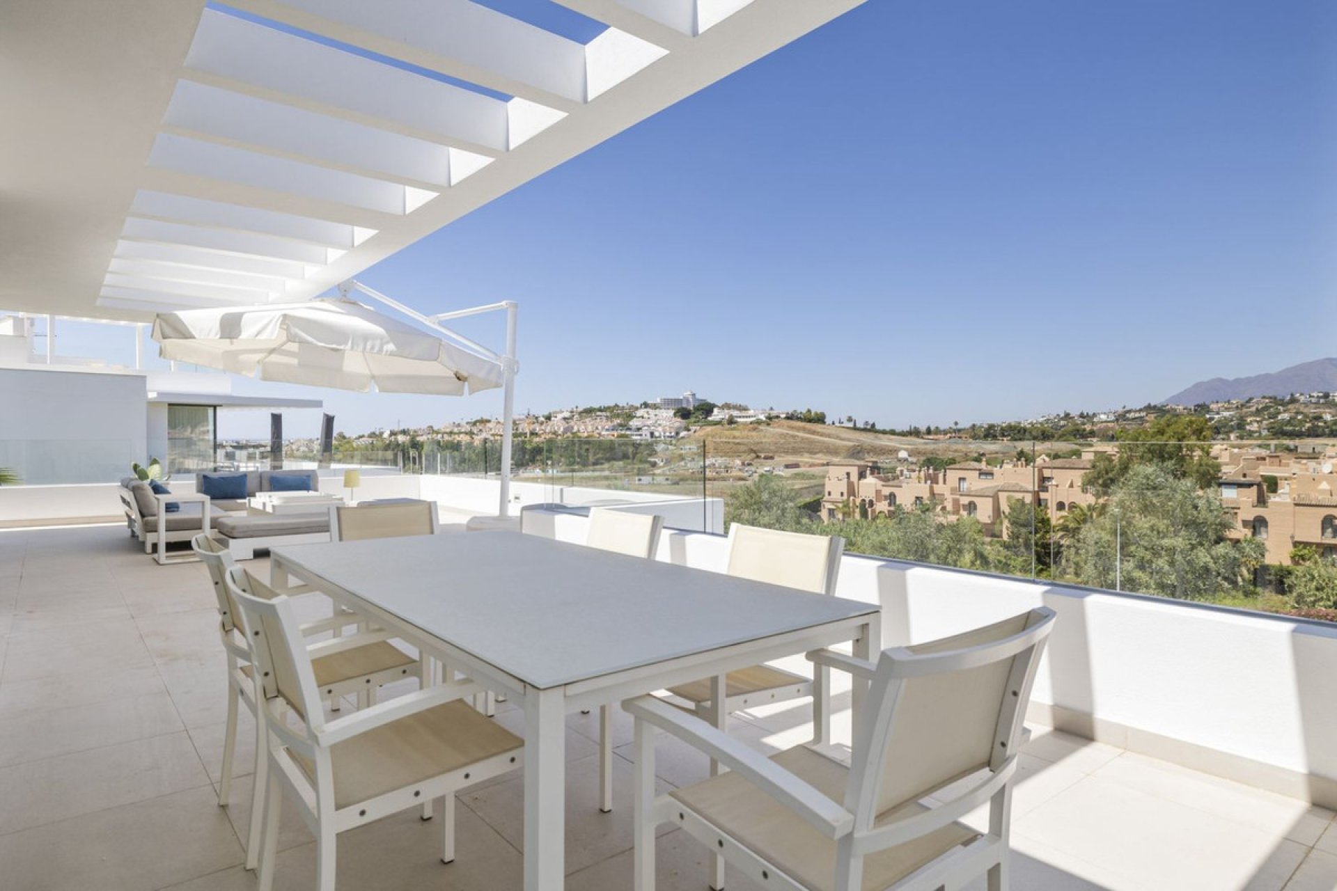 Reventa - Apartment - Penthouse - Benahavís - Benahavís Centro