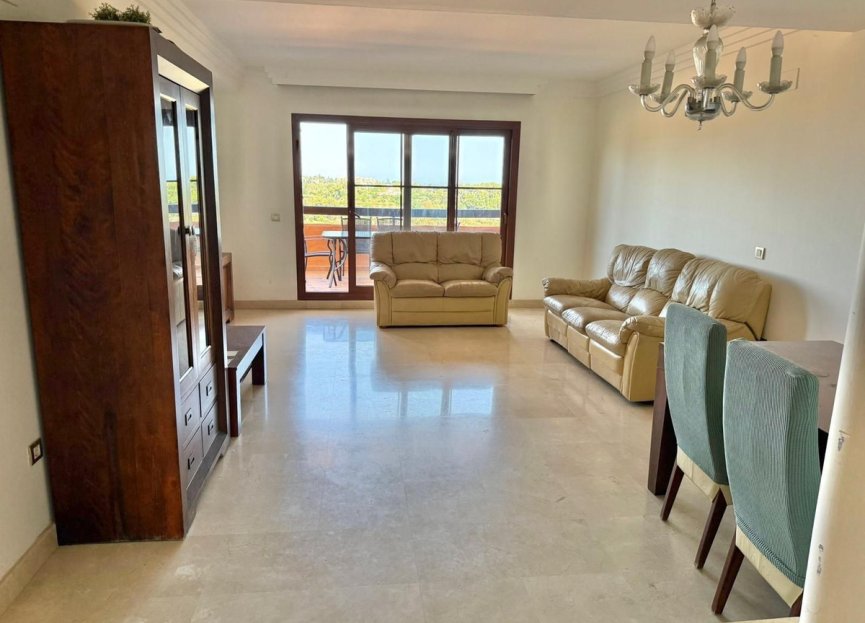 Reventa - Apartment - Penthouse - Benahavís - Benahavís Centro