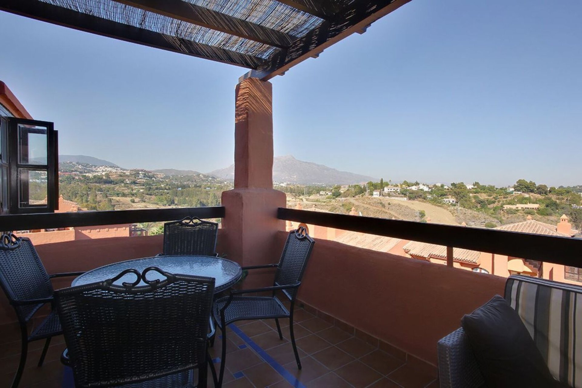 Reventa - Apartment - Penthouse - Benahavís - Benahavís Centro