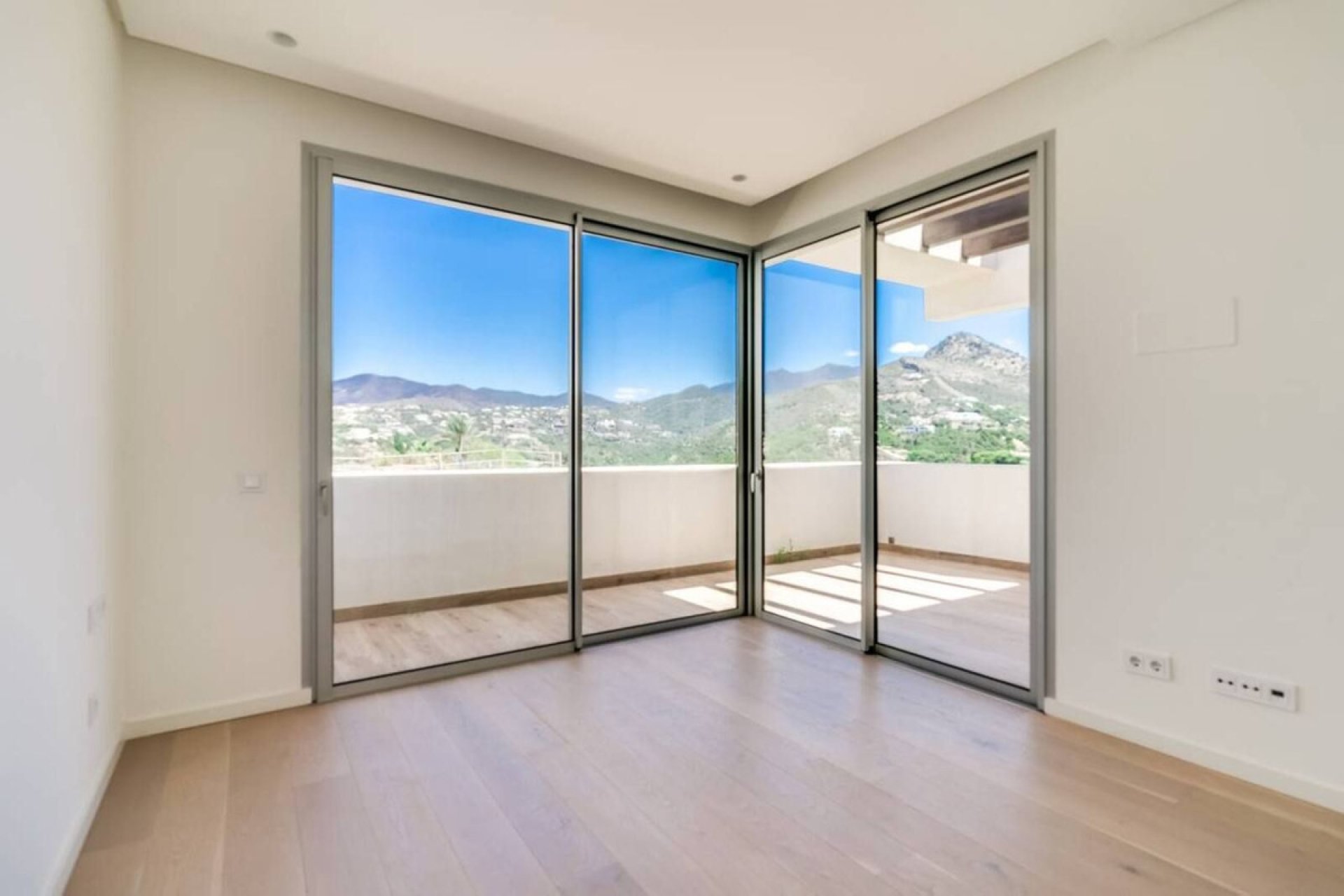 Reventa - Apartment - Penthouse - Benahavís - Benahavís Centro