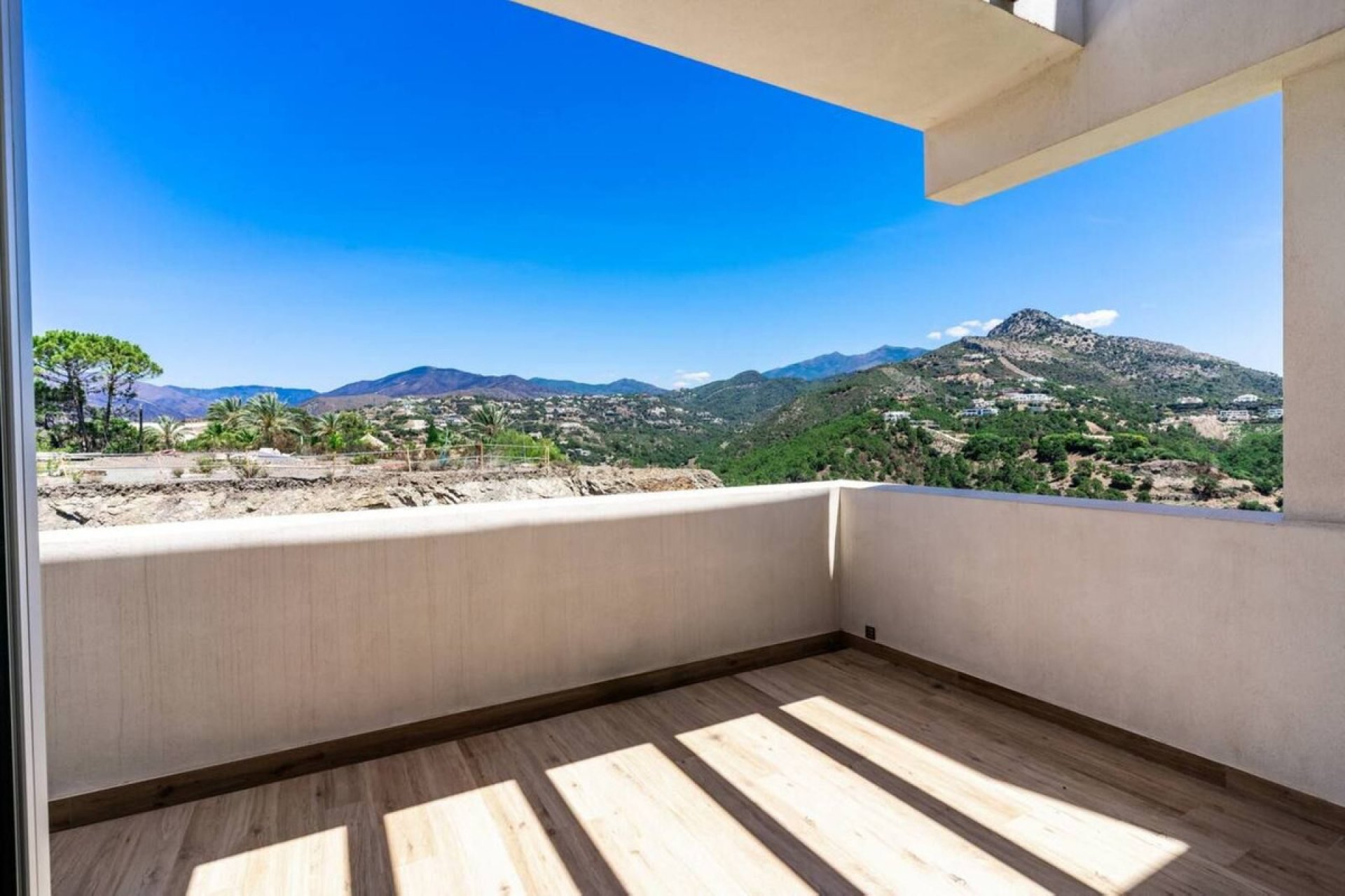 Reventa - Apartment - Penthouse - Benahavís - Benahavís Centro