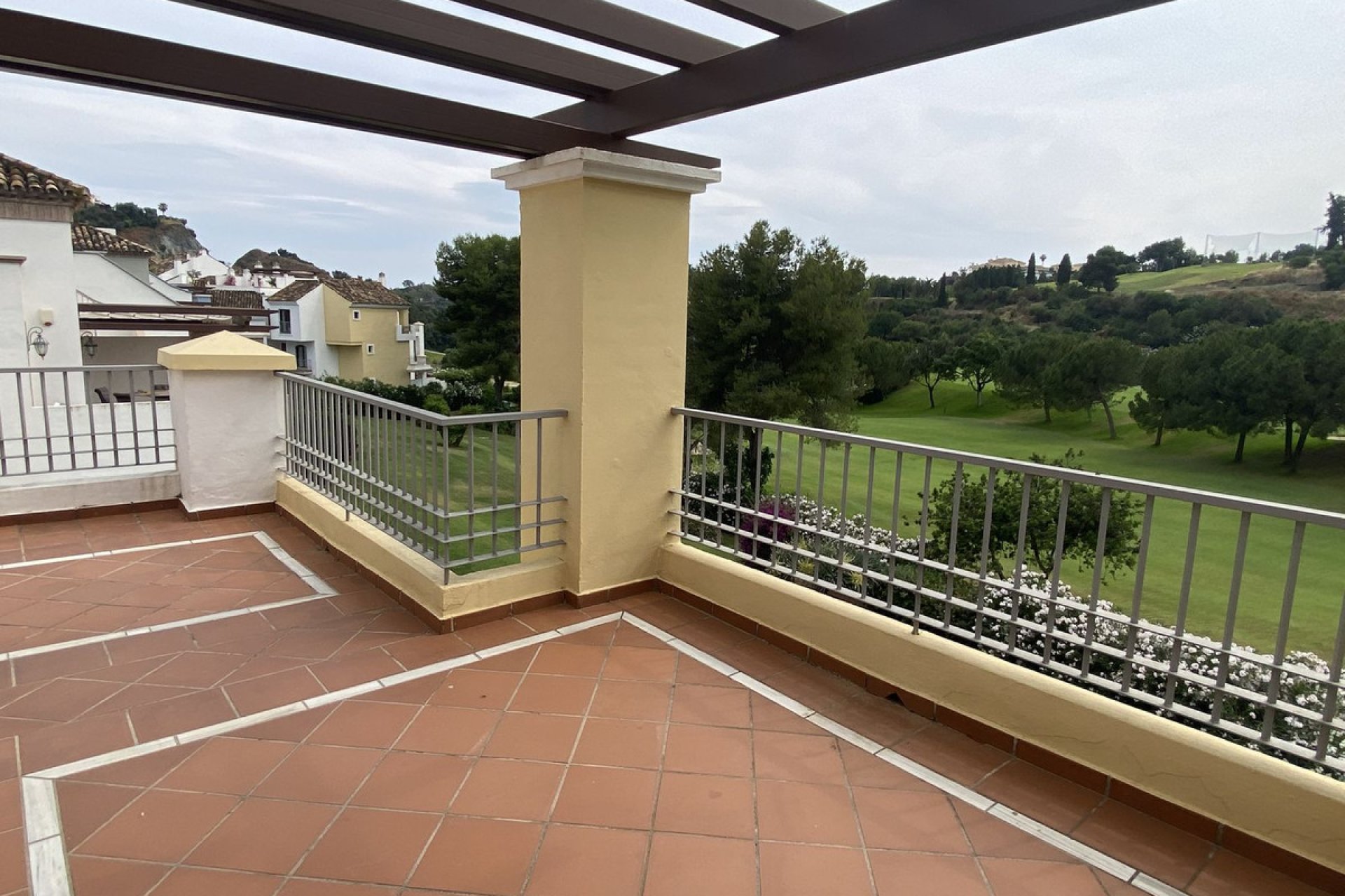 Reventa - Apartment - Penthouse - Benahavís - Benahavís Centro