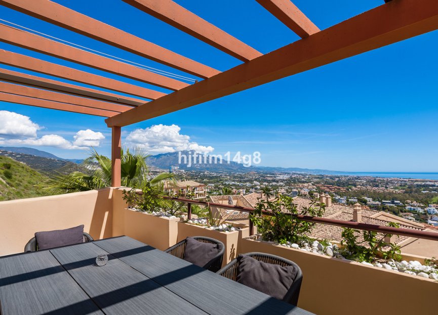 Reventa - Apartment - Penthouse - Benahavís - Benahavís Centro