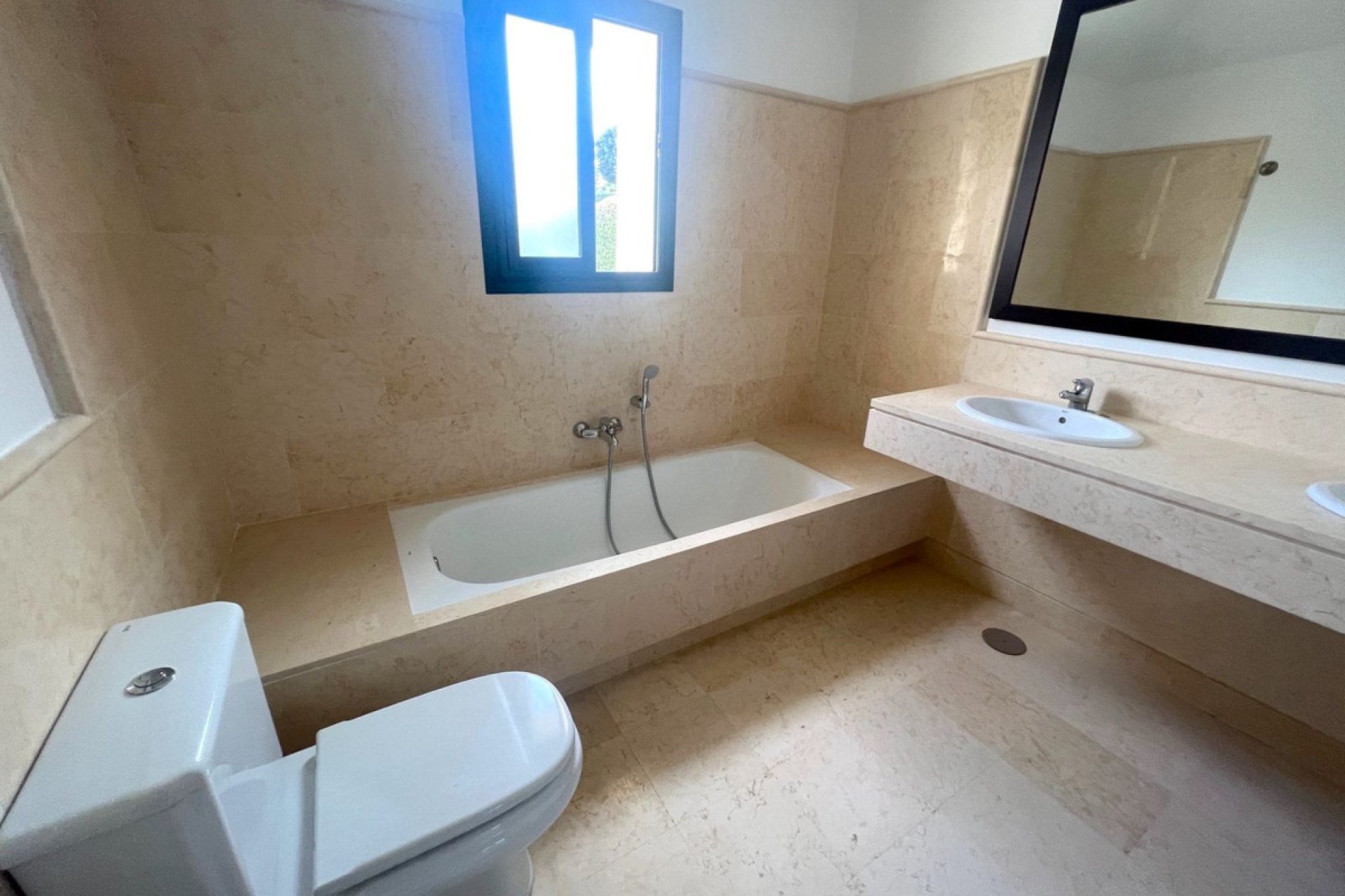 Reventa - Apartment - Penthouse - Benahavís - Benahavís Centro