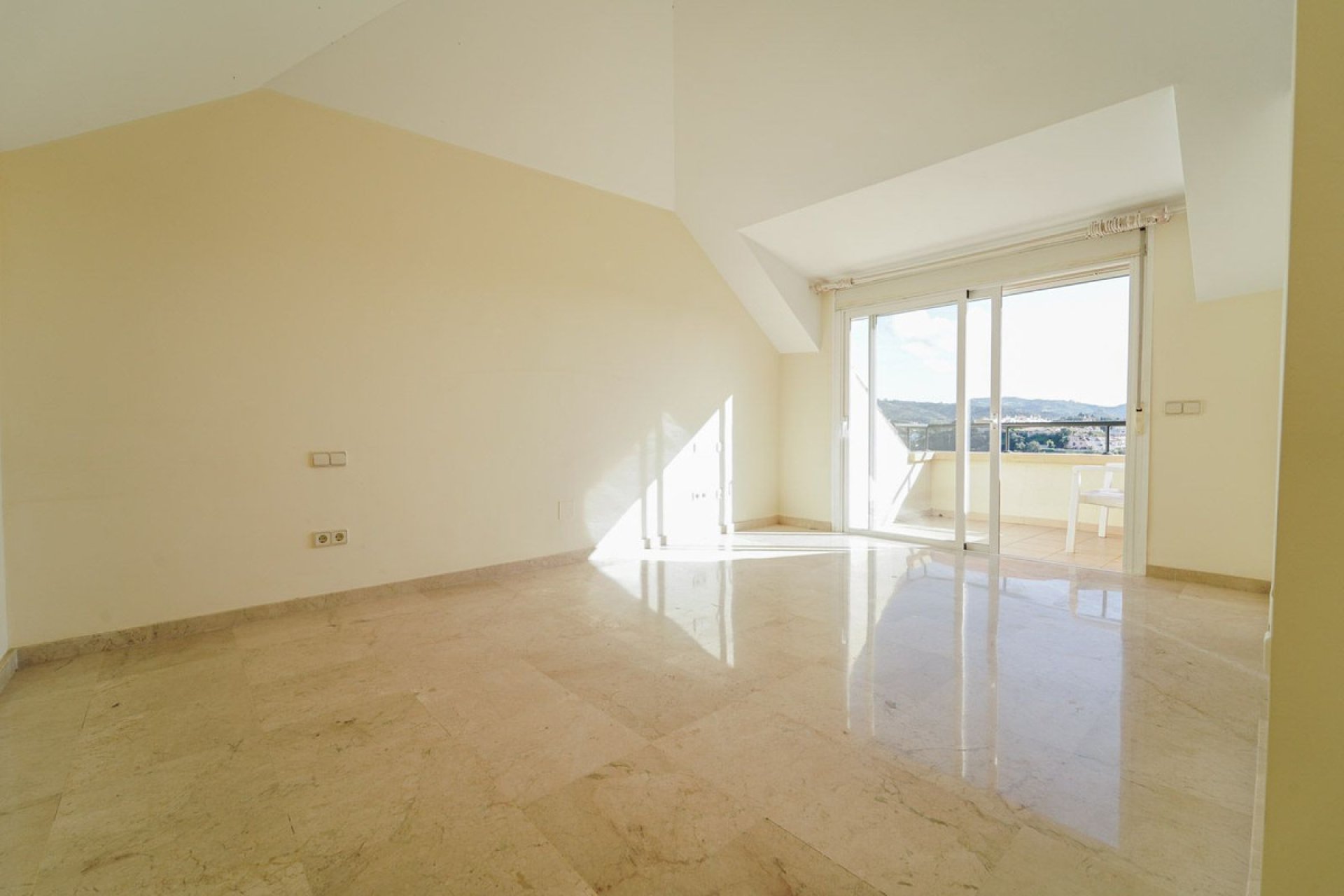 Reventa - Apartment - Penthouse Duplex - Marbella - Elviria