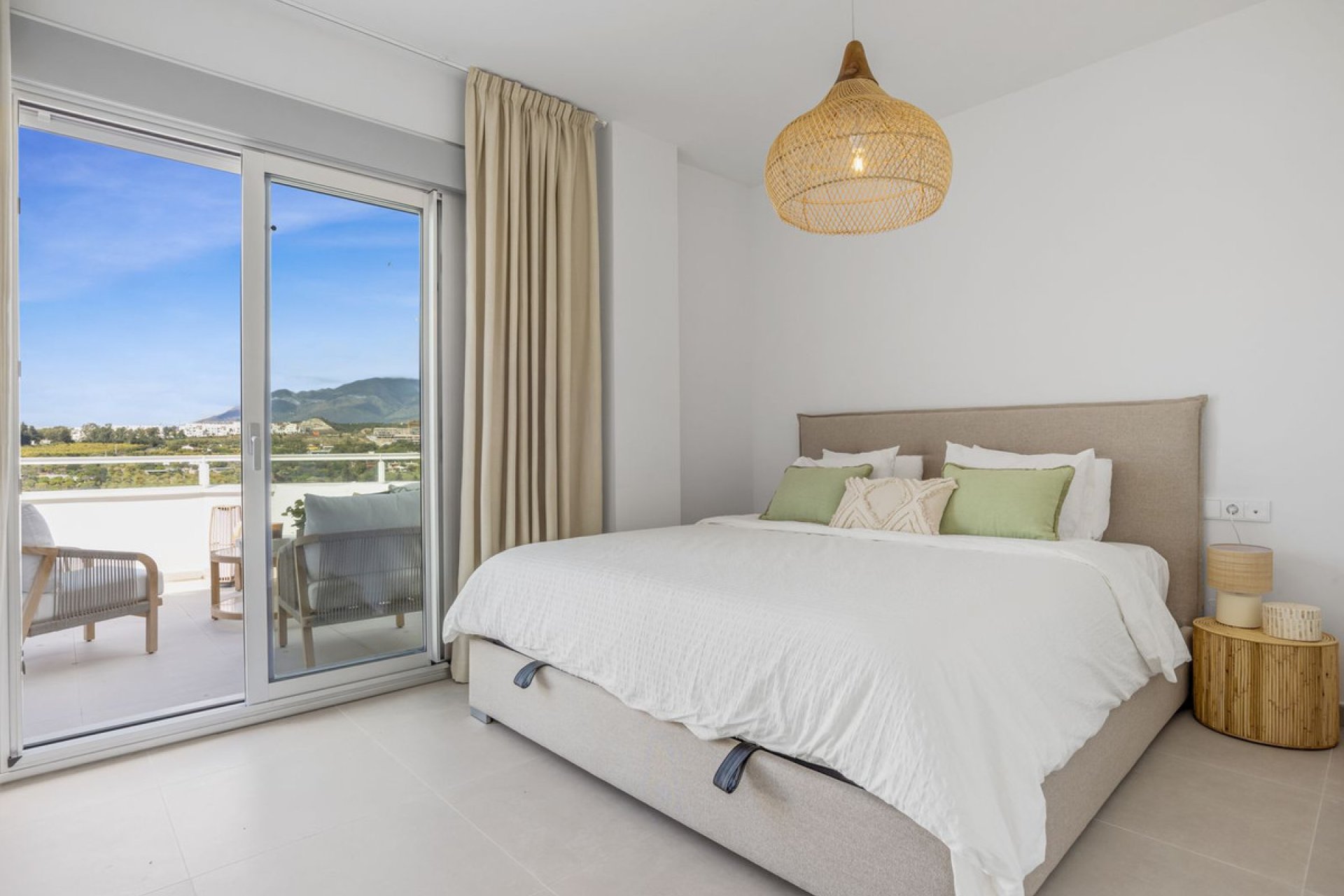 Reventa - Apartment - Penthouse - Estepona - Cancelada