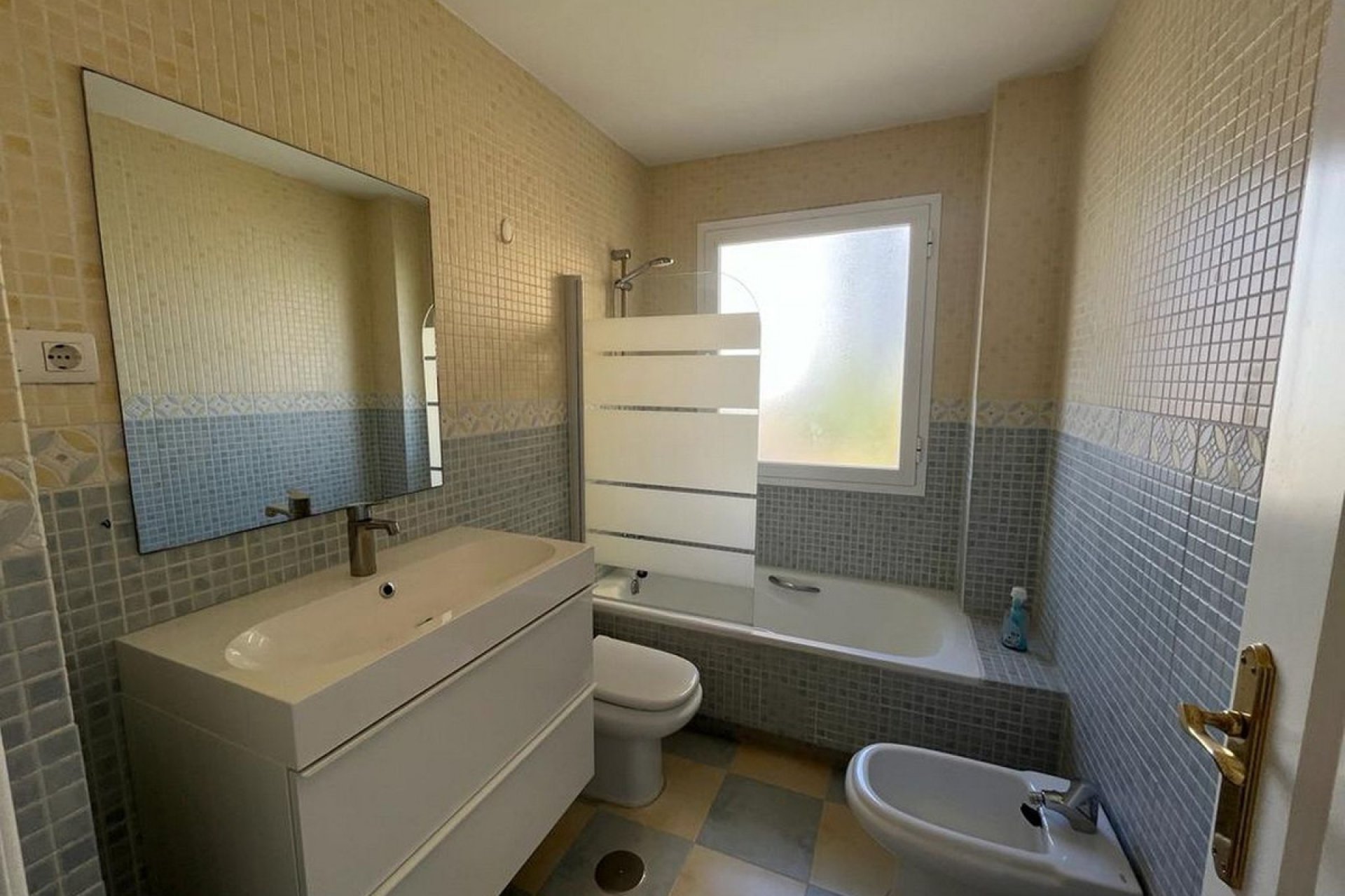 Reventa - Apartment - Penthouse - Estepona - Estepona Centro