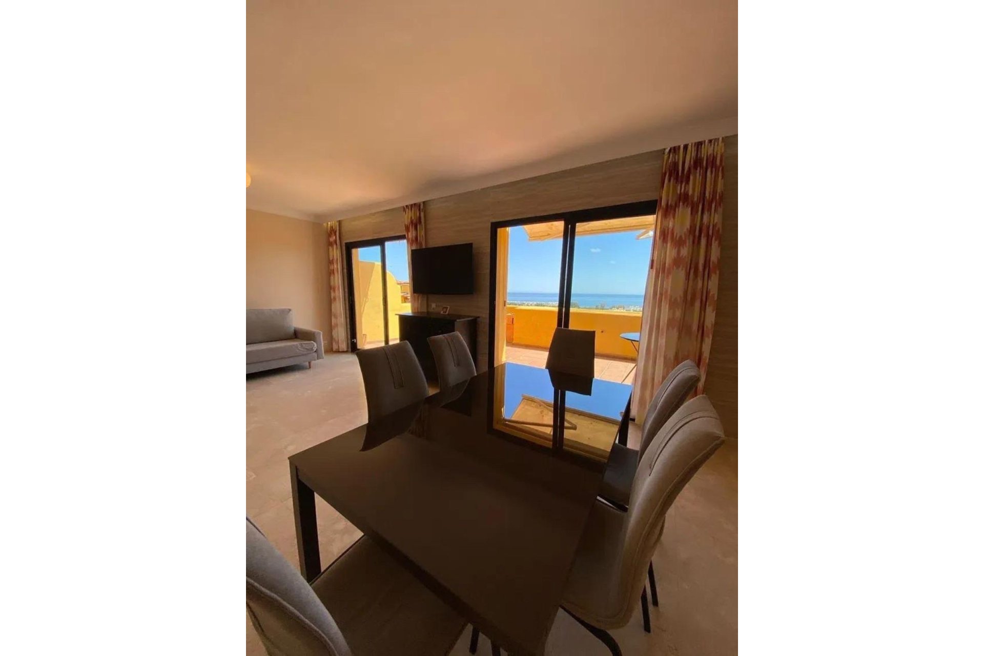 Reventa - Apartment - Penthouse - Estepona - Selwo