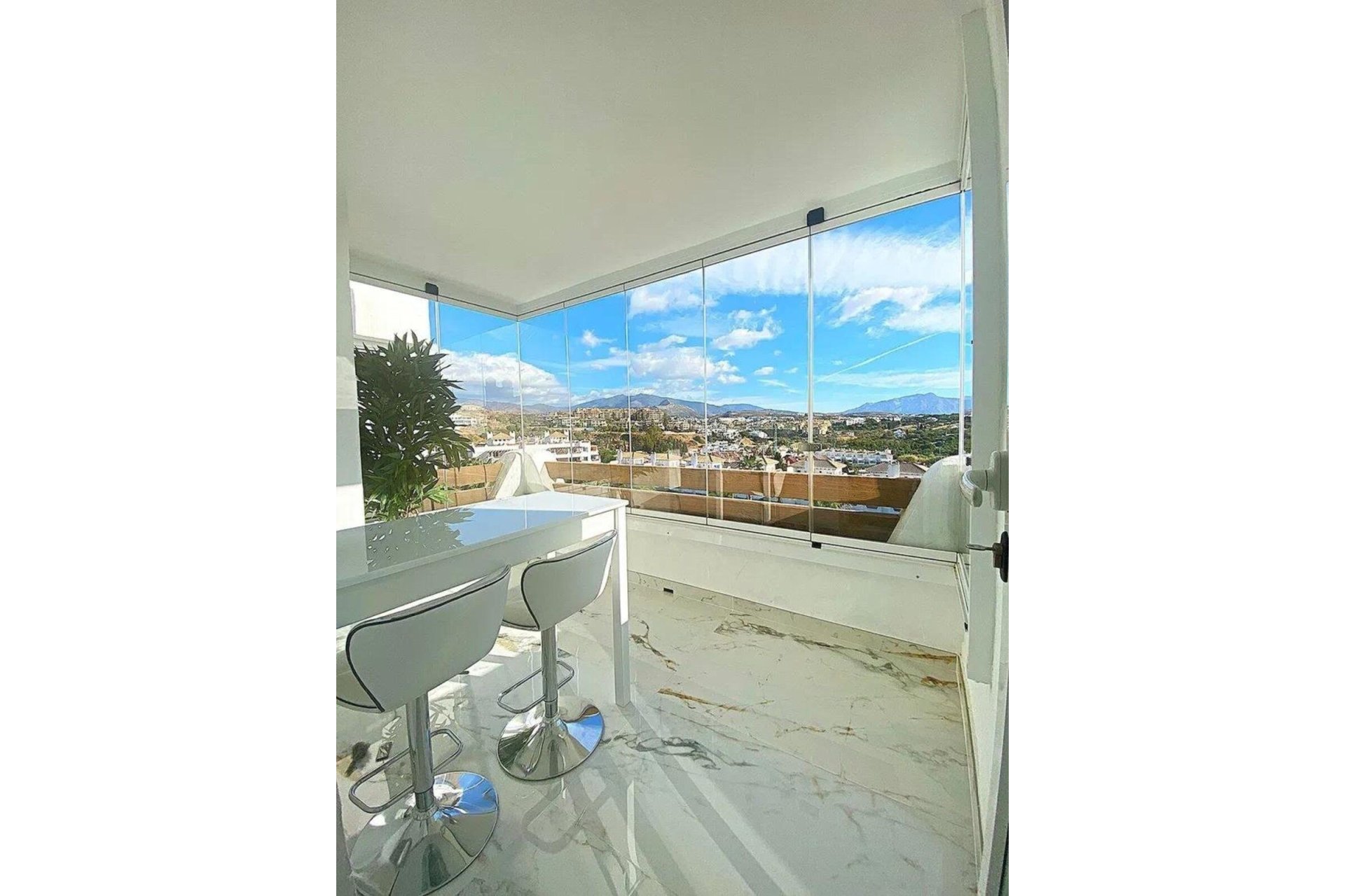 Reventa - Apartment - Penthouse - Estepona - Selwo