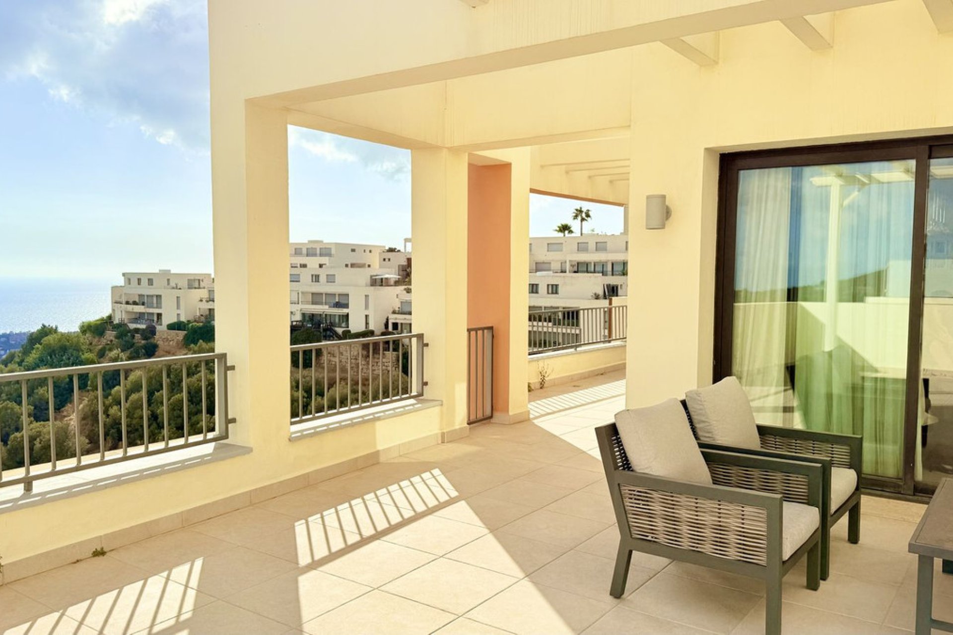 Reventa - Apartment - Penthouse - Marbella - Altos de los Monteros