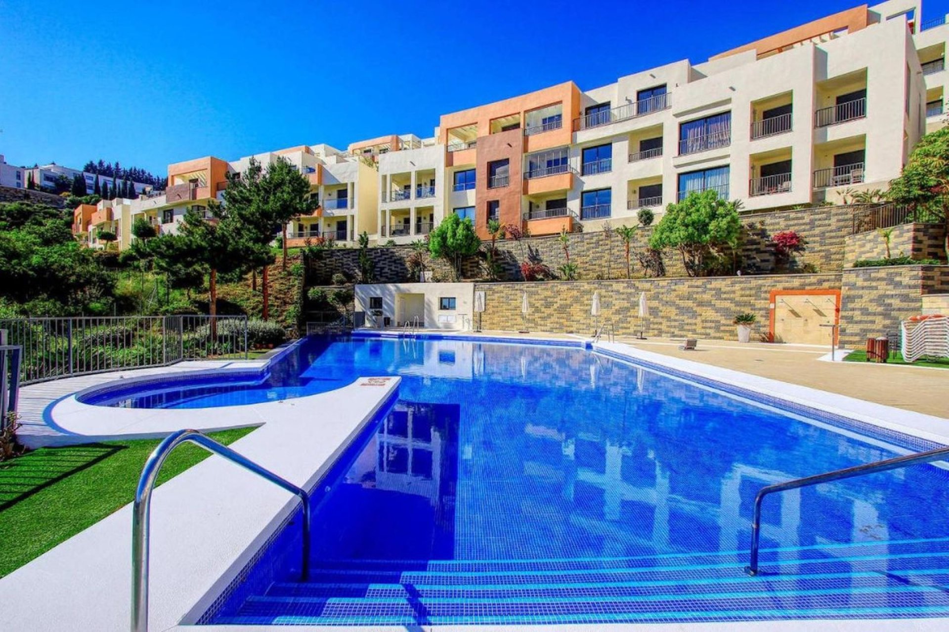 Reventa - Apartment - Penthouse - Marbella - Altos de los Monteros