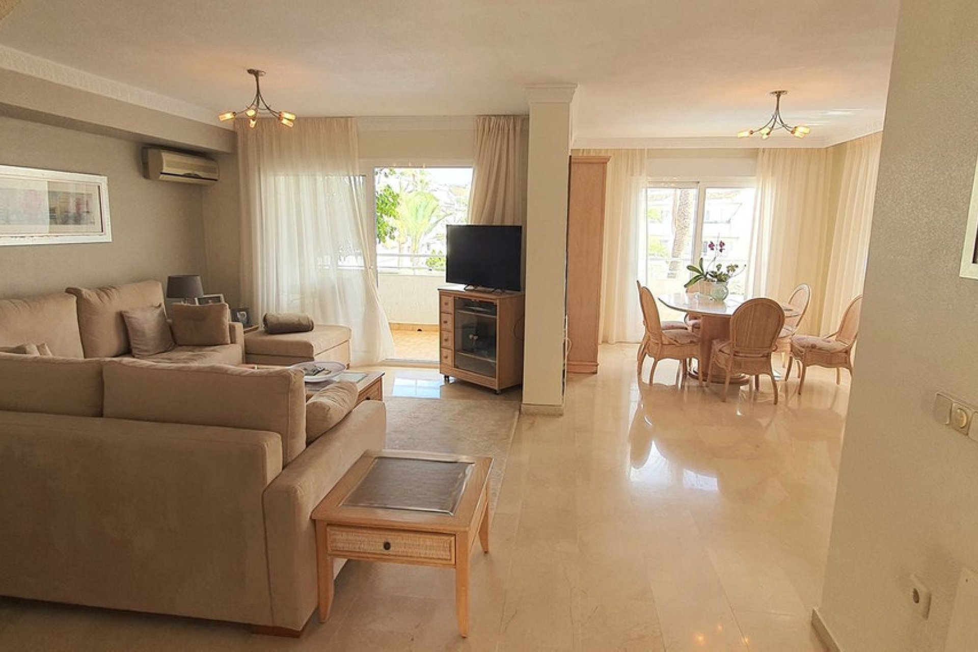 Reventa - Apartment - Penthouse - Marbella - Marbesa