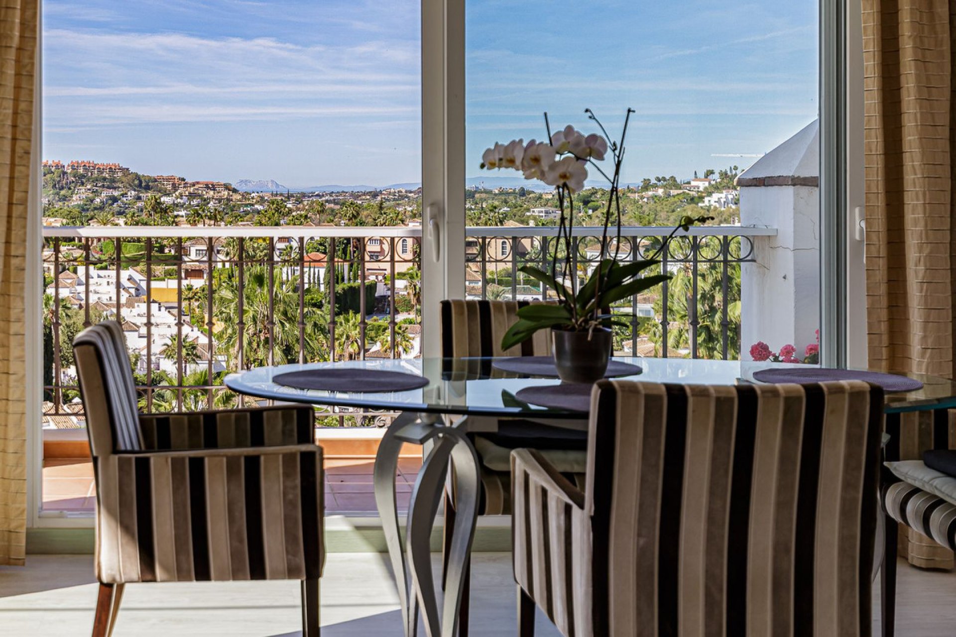 Reventa - Apartment - Penthouse - Marbella - Nueva Andalucia