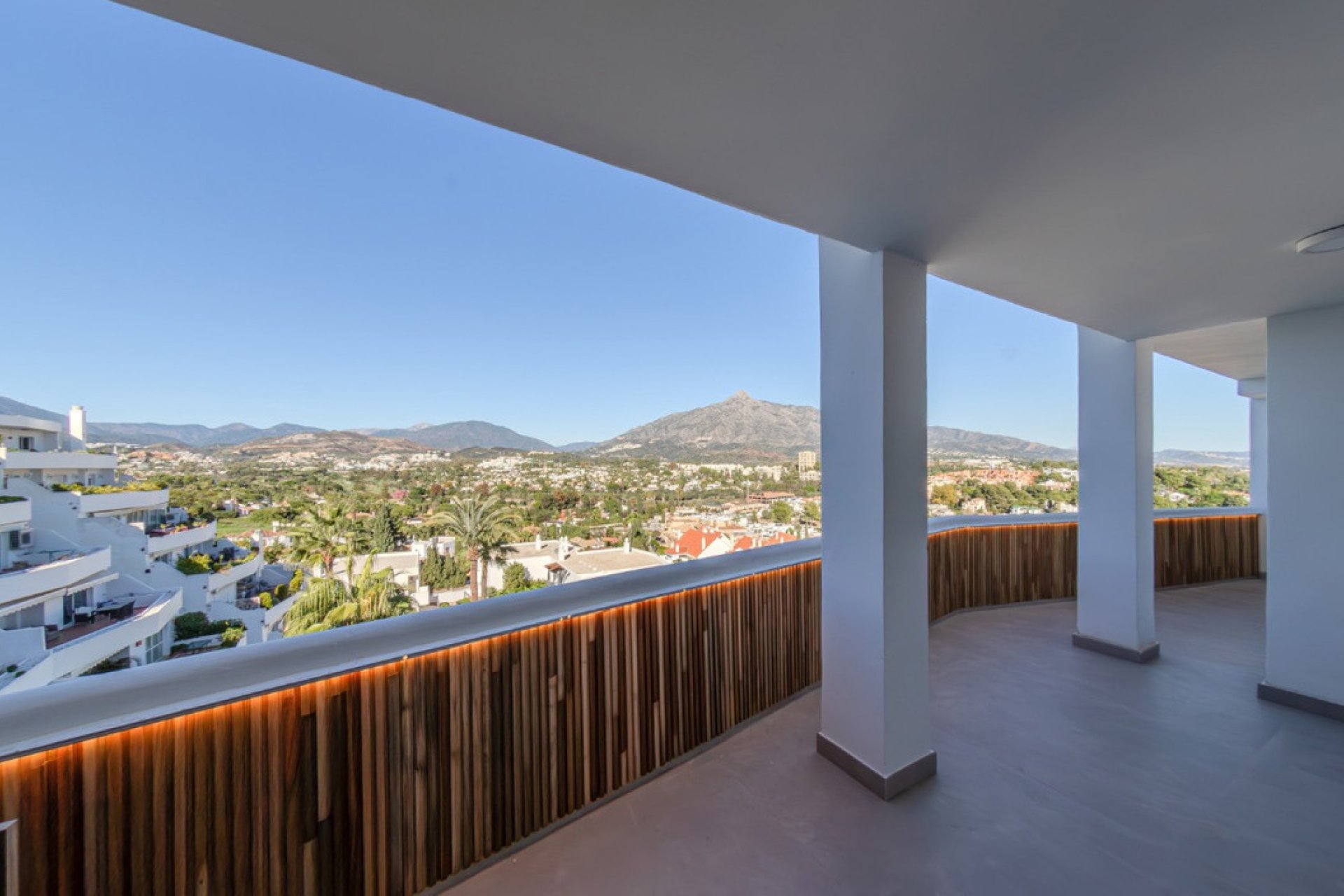 Reventa - Apartment - Penthouse - Marbella - Nueva Andalucia