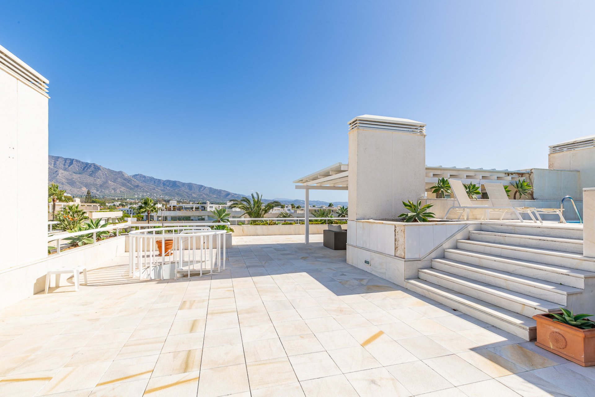 Reventa - Apartment - Penthouse - Marbella - Puerto Banús