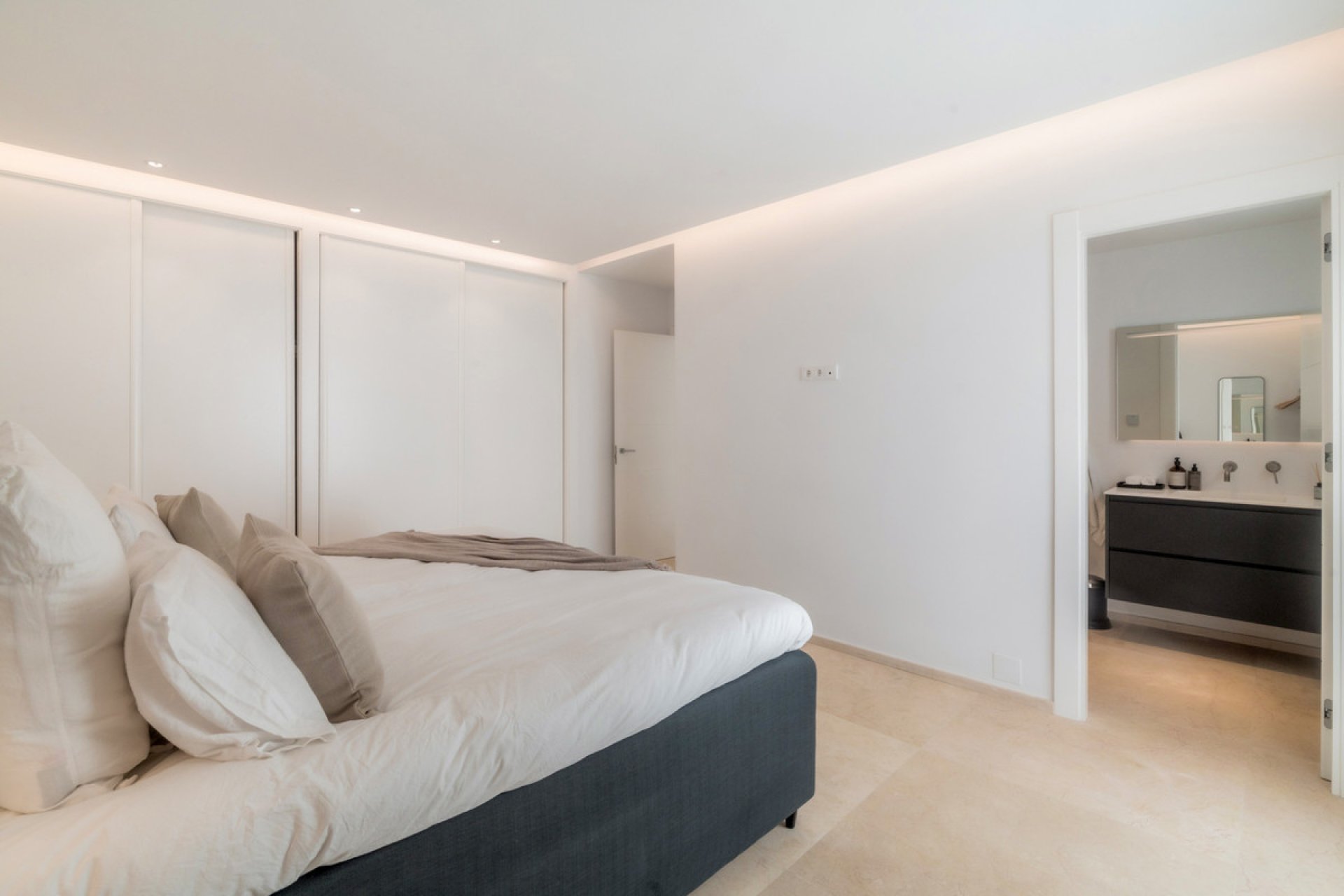 Reventa - Apartment - Penthouse - Marbella - Puerto Banús