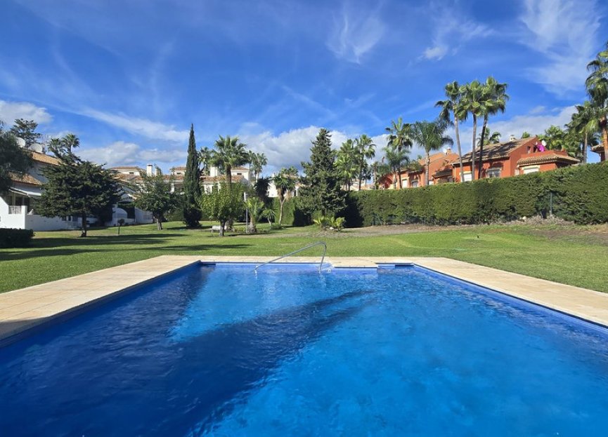 Reventa - Apartment - Top Floor Apartment - Estepona - Atalaya