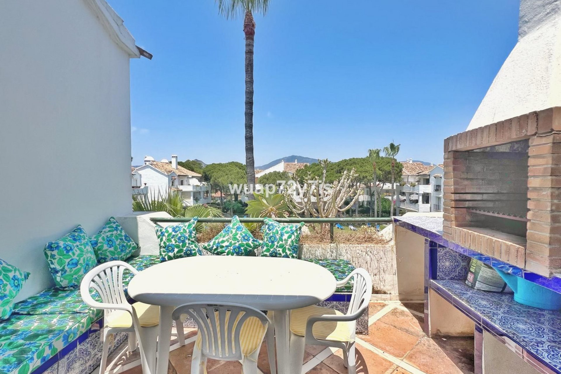 Reventa - Apartment - Top Floor Apartment - Estepona - El Presidente