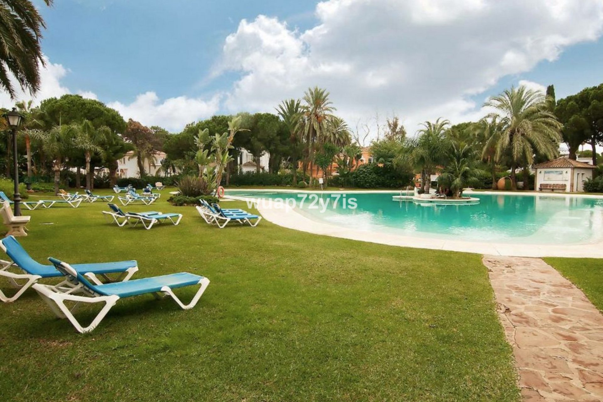 Reventa - Apartment - Top Floor Apartment - Estepona - El Presidente