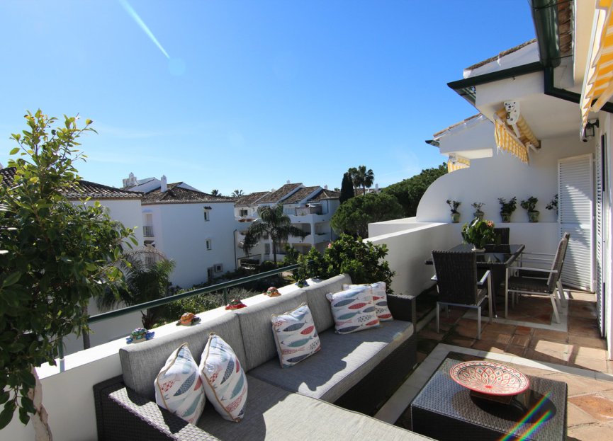 Reventa - Apartment - Top Floor Apartment - Estepona - El Presidente