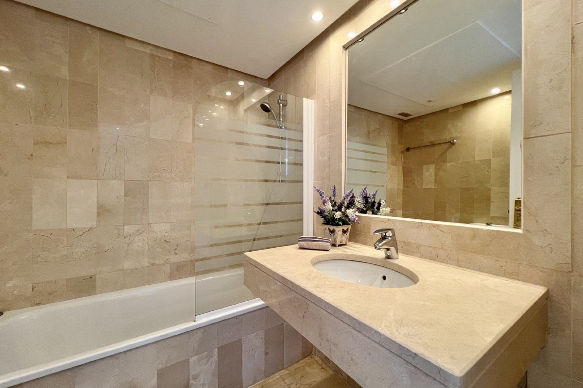 Reventa - Apartment - Top Floor Apartment - Estepona - El Presidente