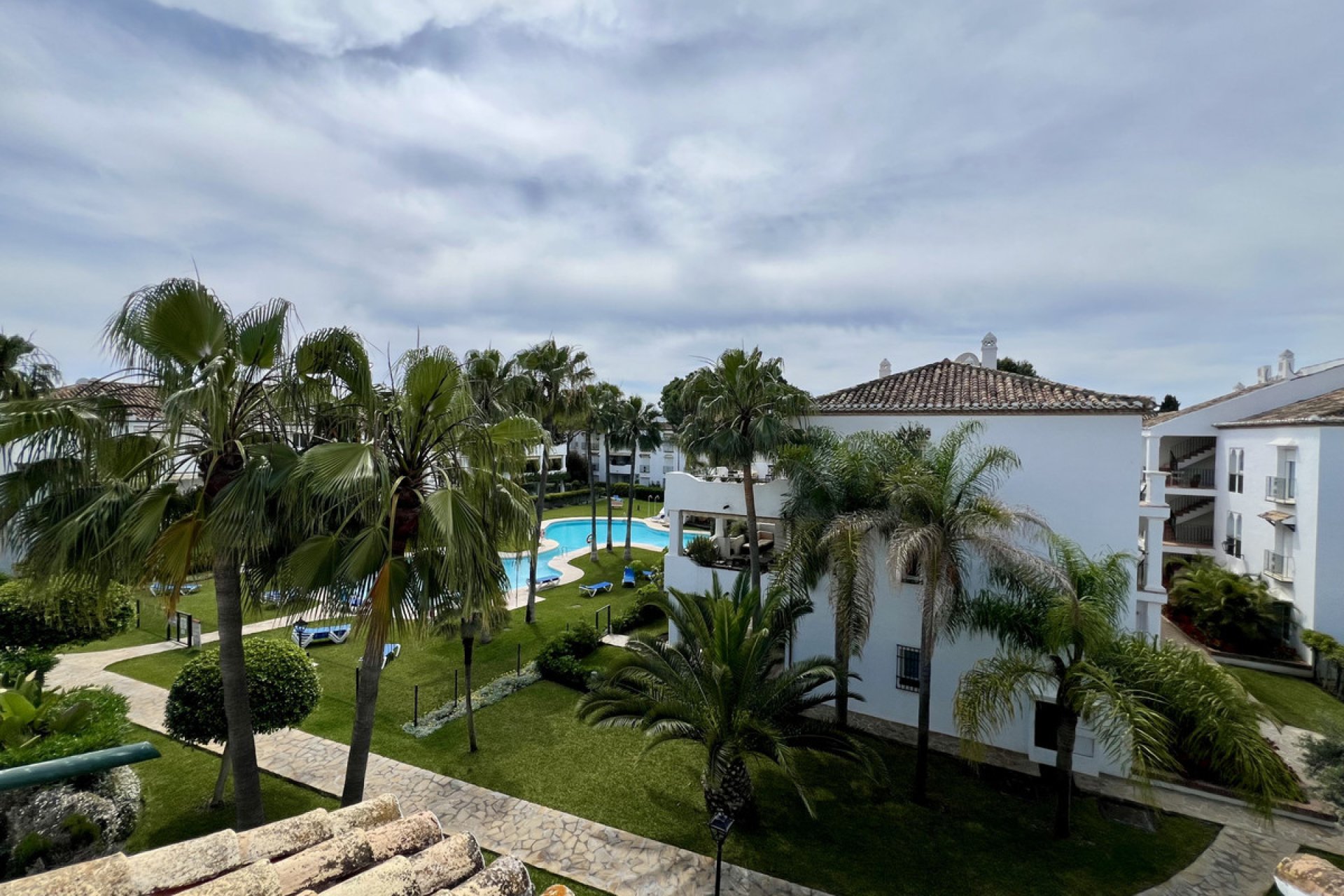 Reventa - Apartment - Top Floor Apartment - Estepona - El Presidente