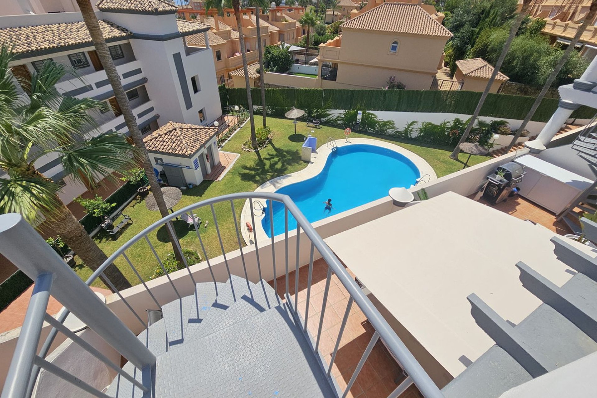 Reventa - Apartment - Top Floor Apartment - Estepona - Estepona Centro