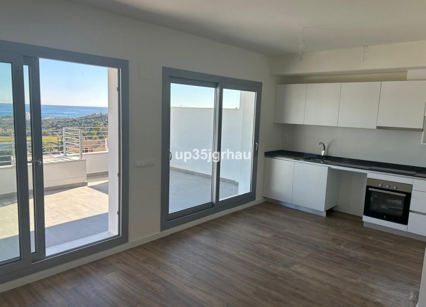 Reventa - Apartment - Top Floor Apartment - Estepona - Estepona Centro