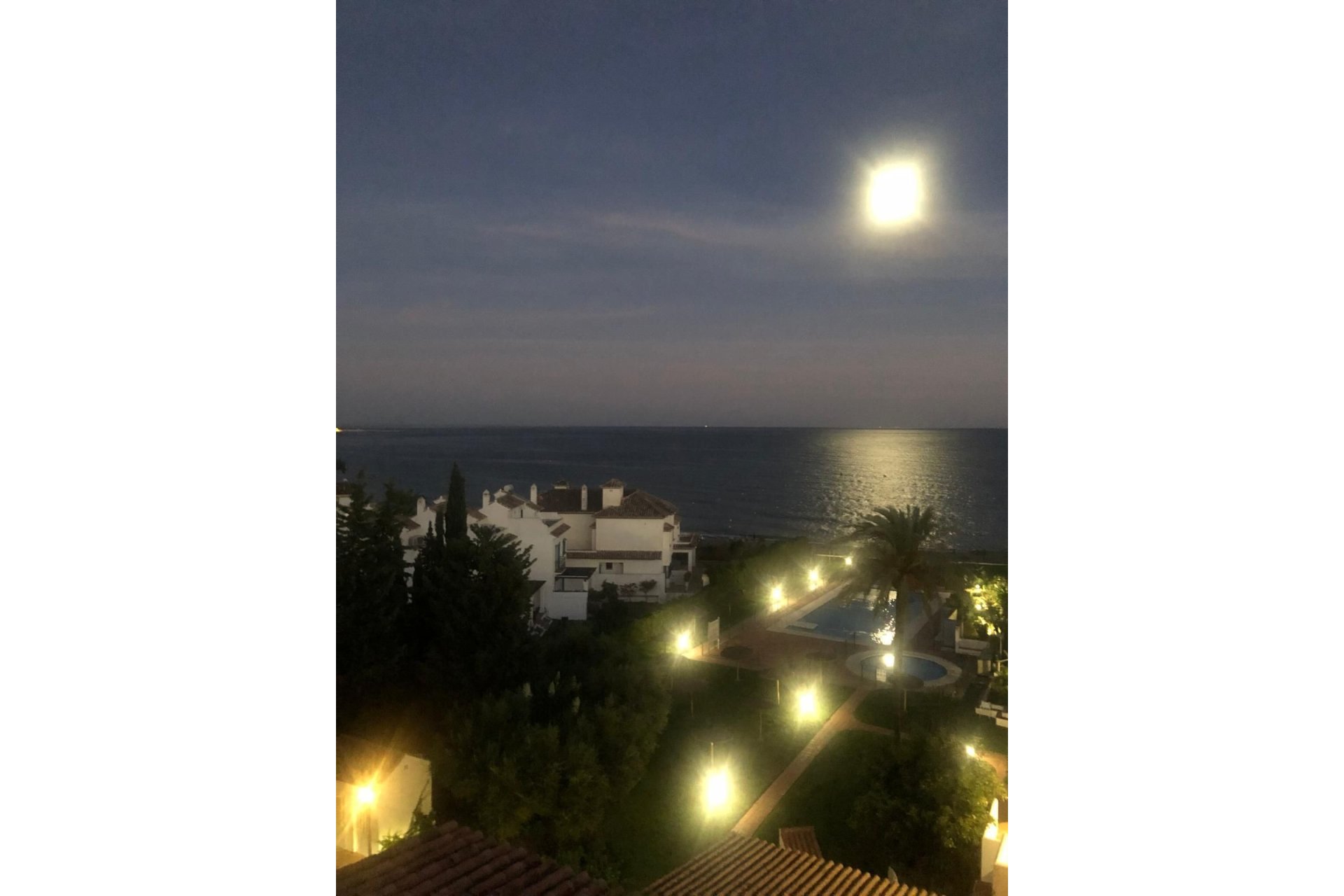 Reventa - Apartment - Top Floor Apartment - Estepona - Estepona Centro