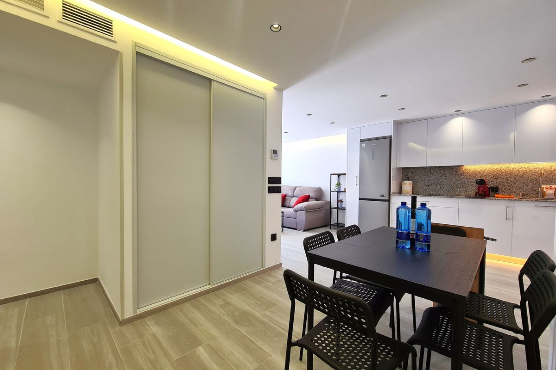 Reventa - Apartment - Top Floor Apartment - Estepona - Estepona Centro