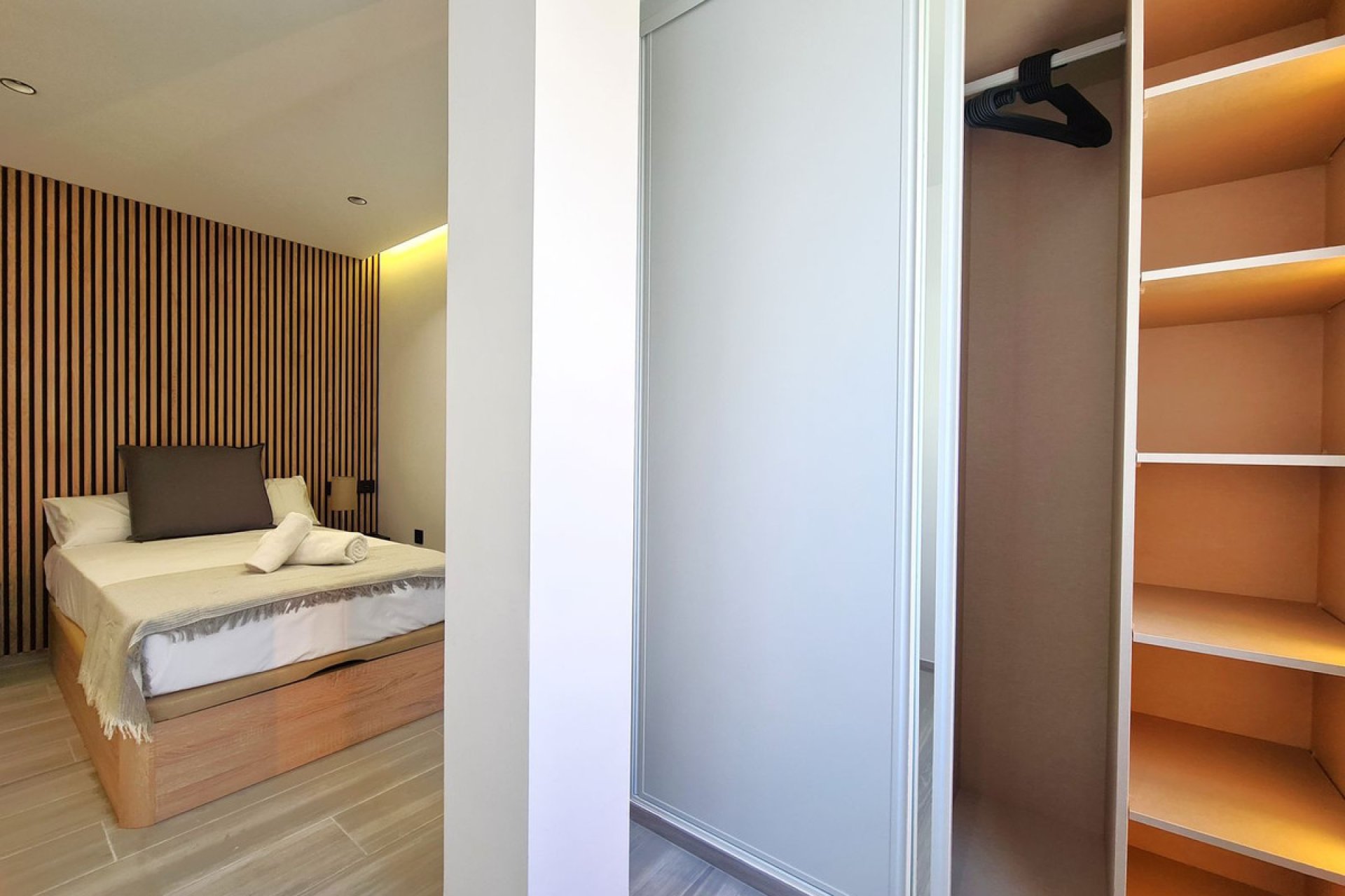 Reventa - Apartment - Top Floor Apartment - Estepona - Estepona Centro