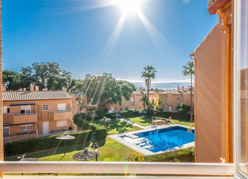 Reventa - Apartment - Top Floor Apartment - Marbella - Costabella