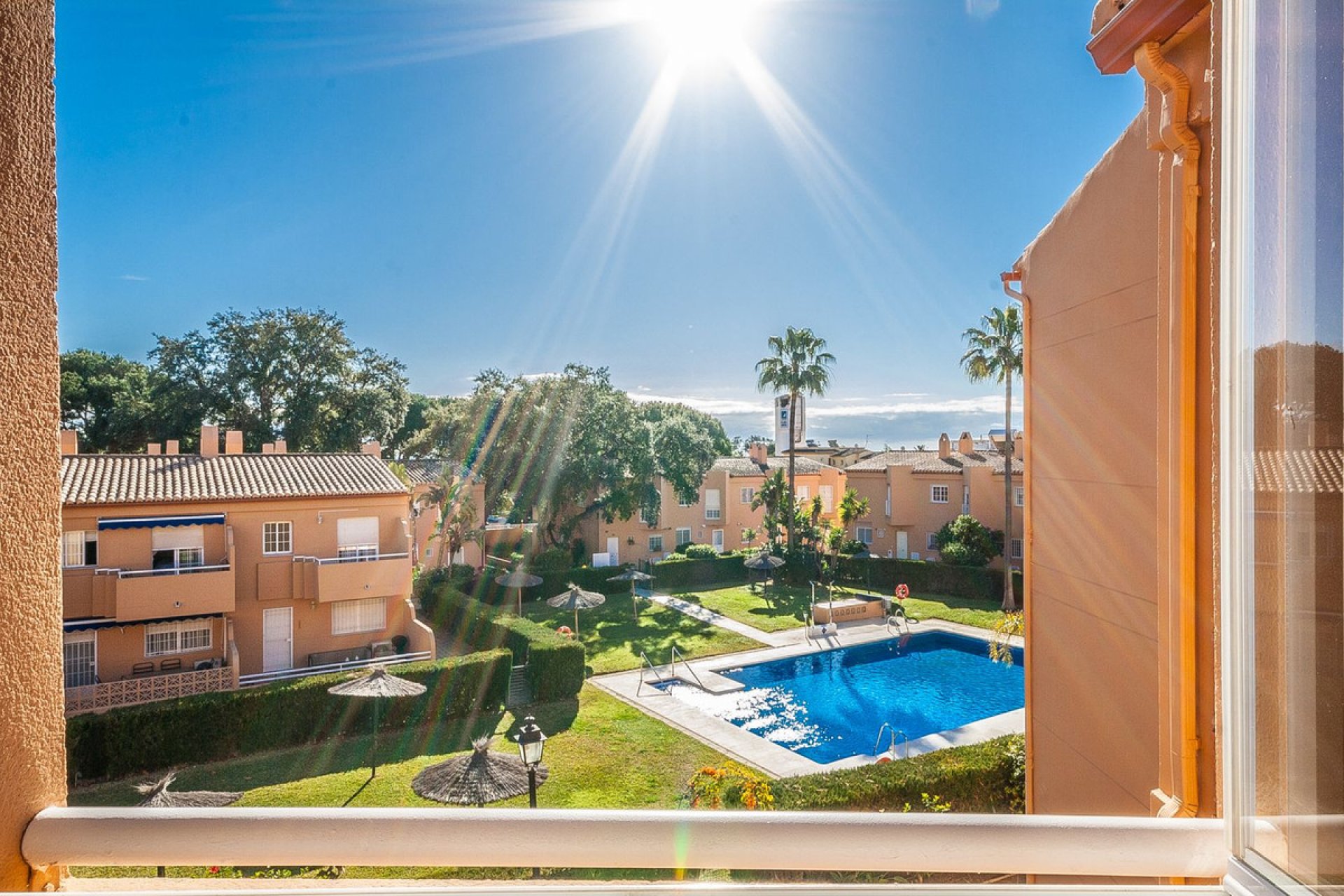 Reventa - Apartment - Top Floor Apartment - Marbella - Costabella