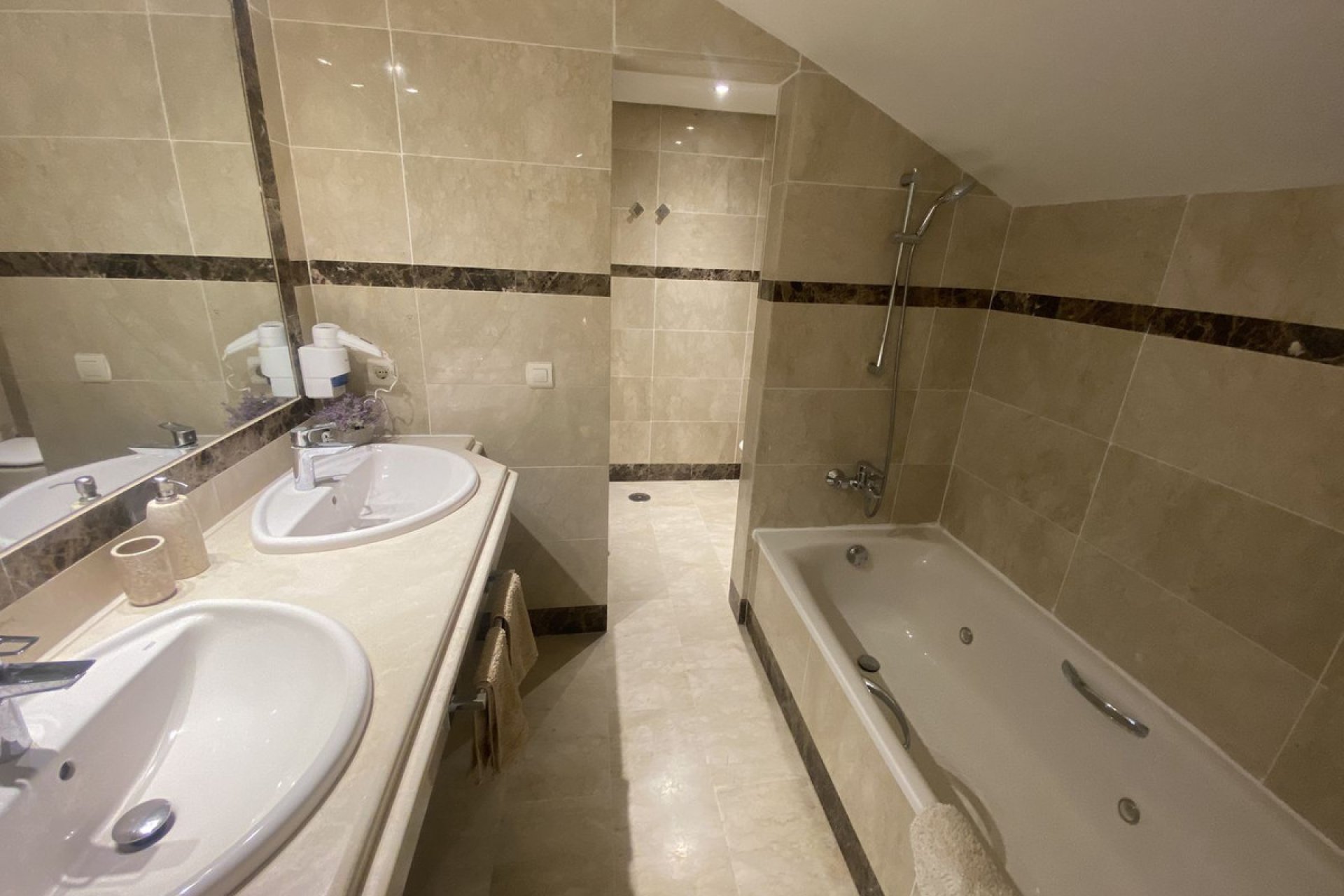 Reventa - Apartment - Top Floor Apartment - Marbella - Marbella Centro