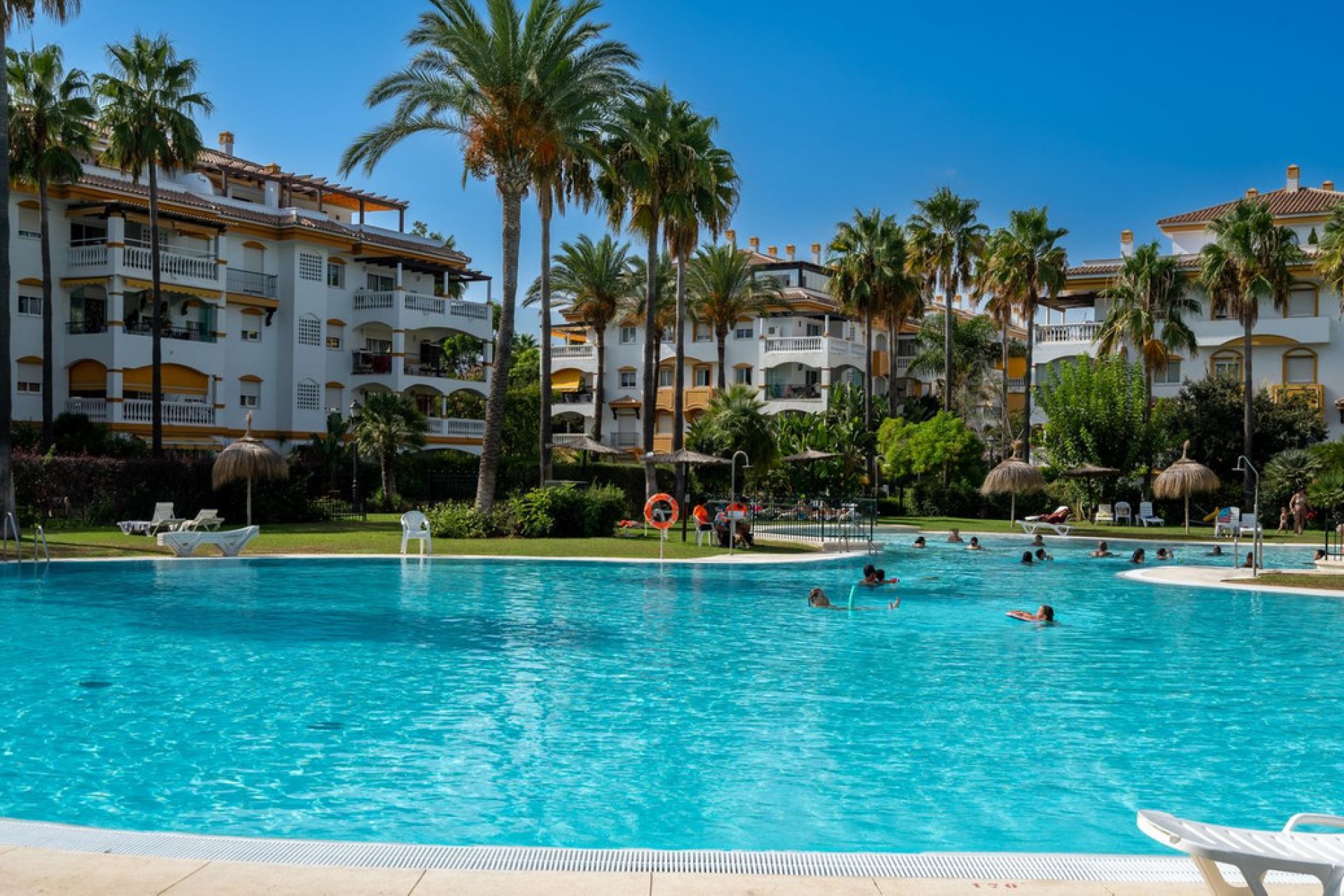 Reventa - Apartment - Top Floor Apartment - Marbella - Nueva Andalucia