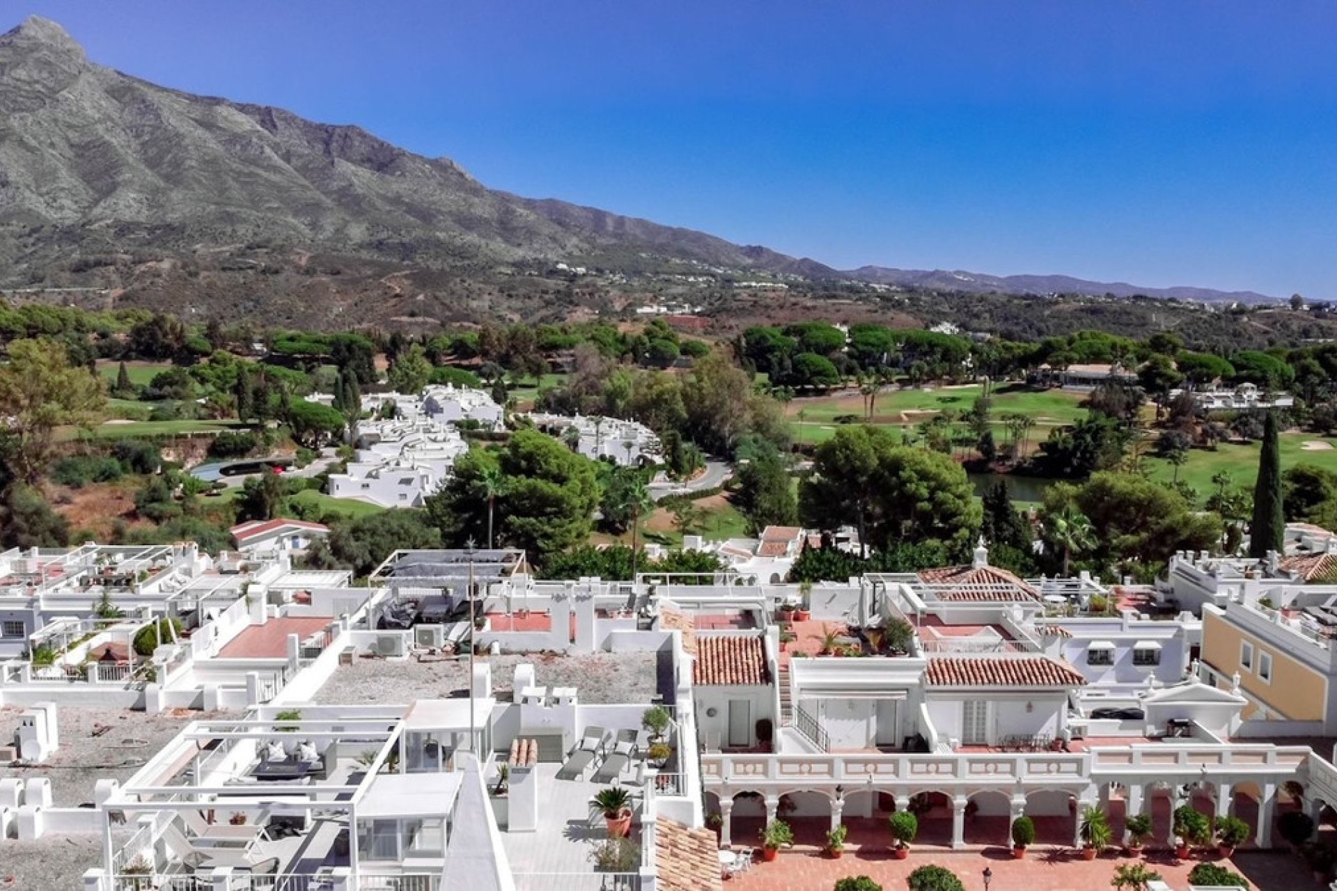 Reventa - Apartment - Top Floor Apartment - Marbella - Nueva Andalucia