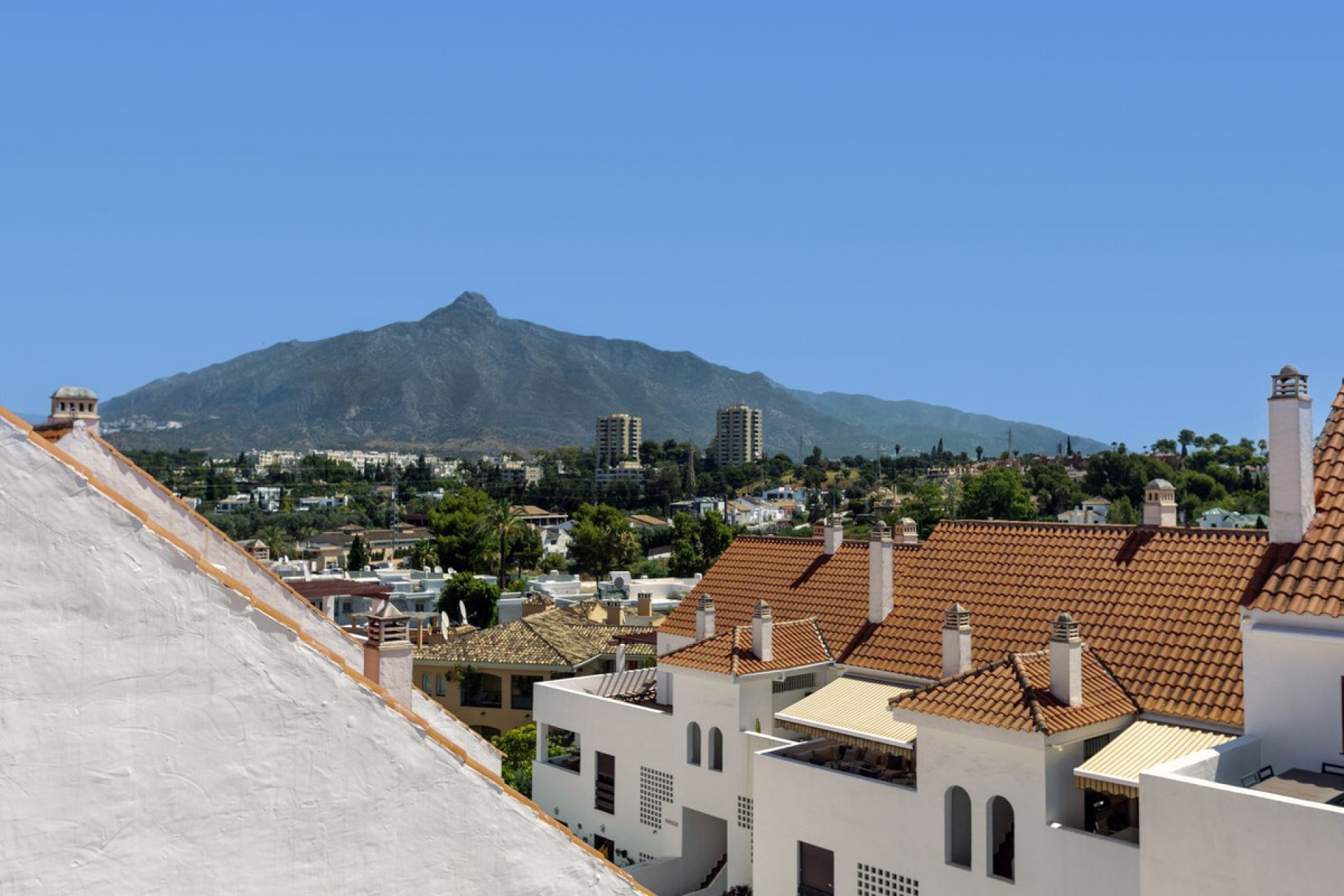 Reventa - Apartment - Top Floor Apartment - Marbella - Nueva Andalucia