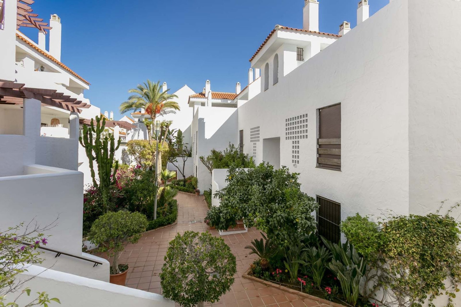 Reventa - Apartment - Top Floor Apartment - Marbella - Nueva Andalucia