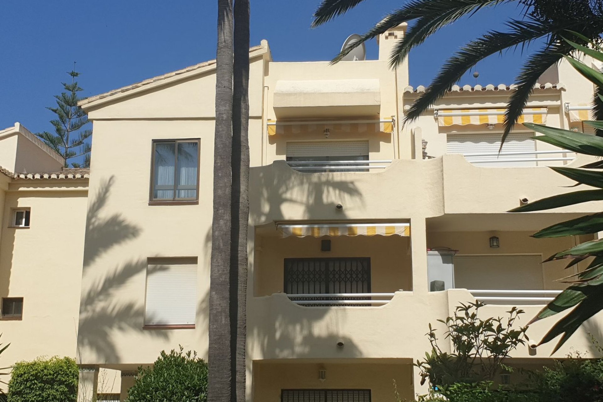 Reventa - Apartment - Top Floor Apartment - Mijas - La Cala