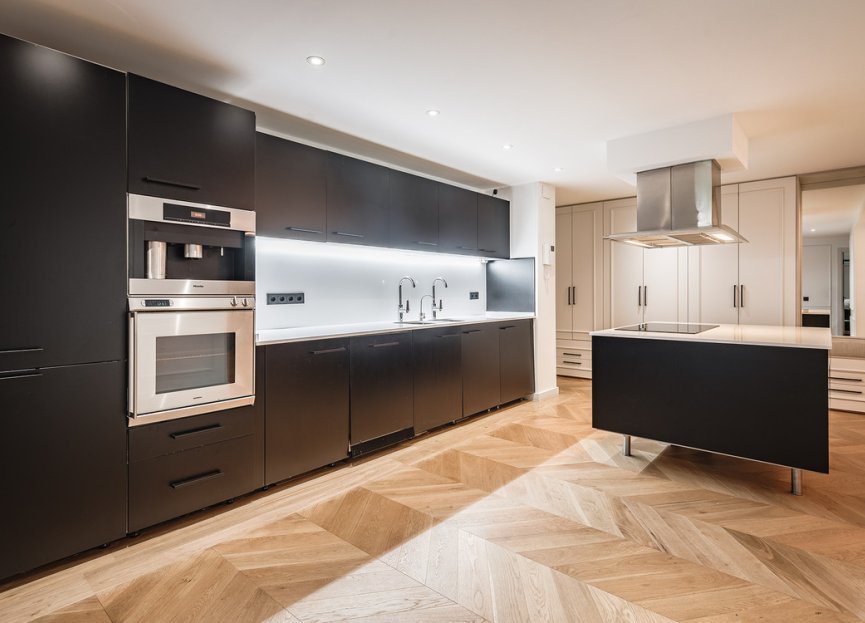 Reventa - Ground floor apartment - Benahavís - Benahavís Centro