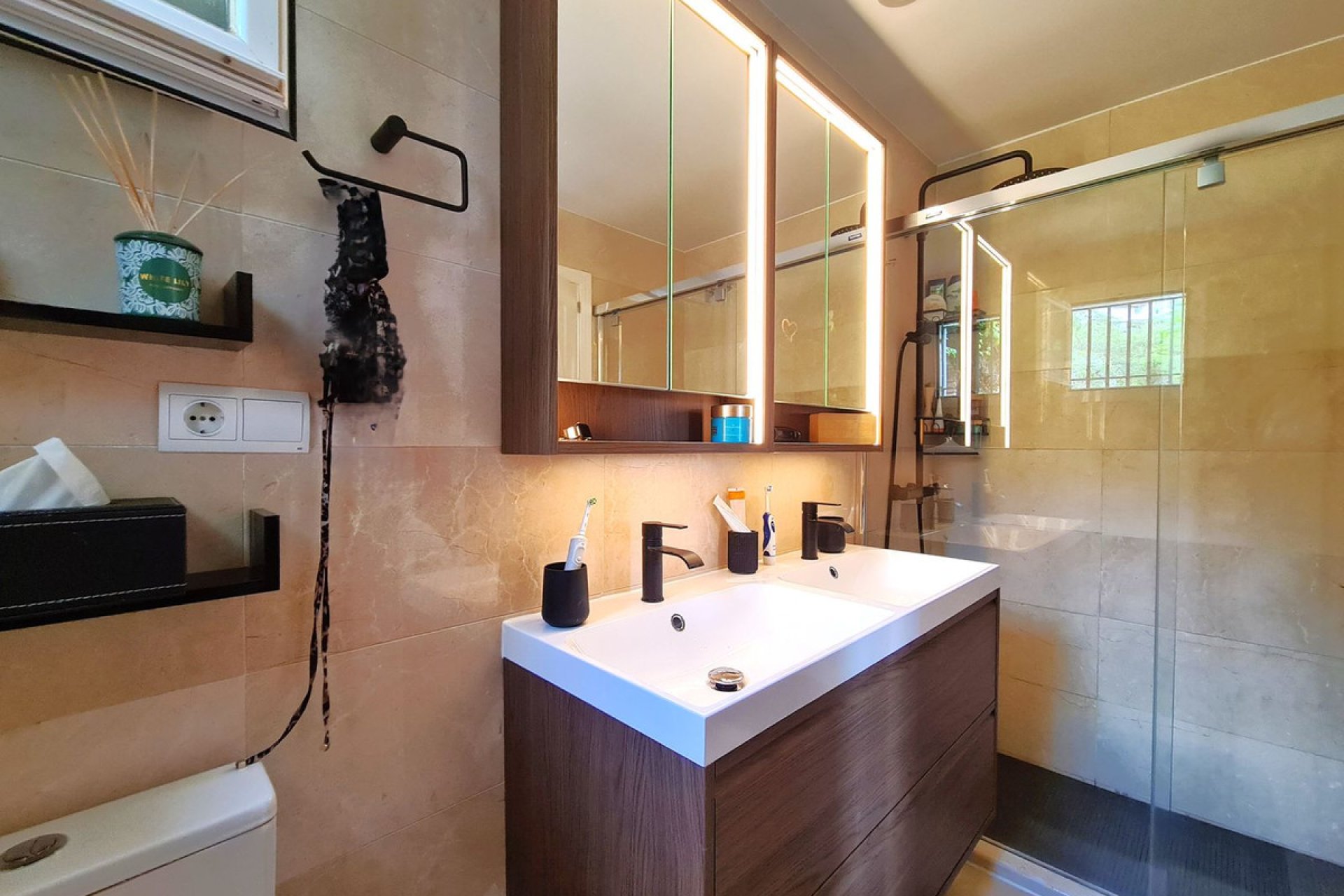 Reventa - Ground floor apartment - Benahavís - Benahavís Centro