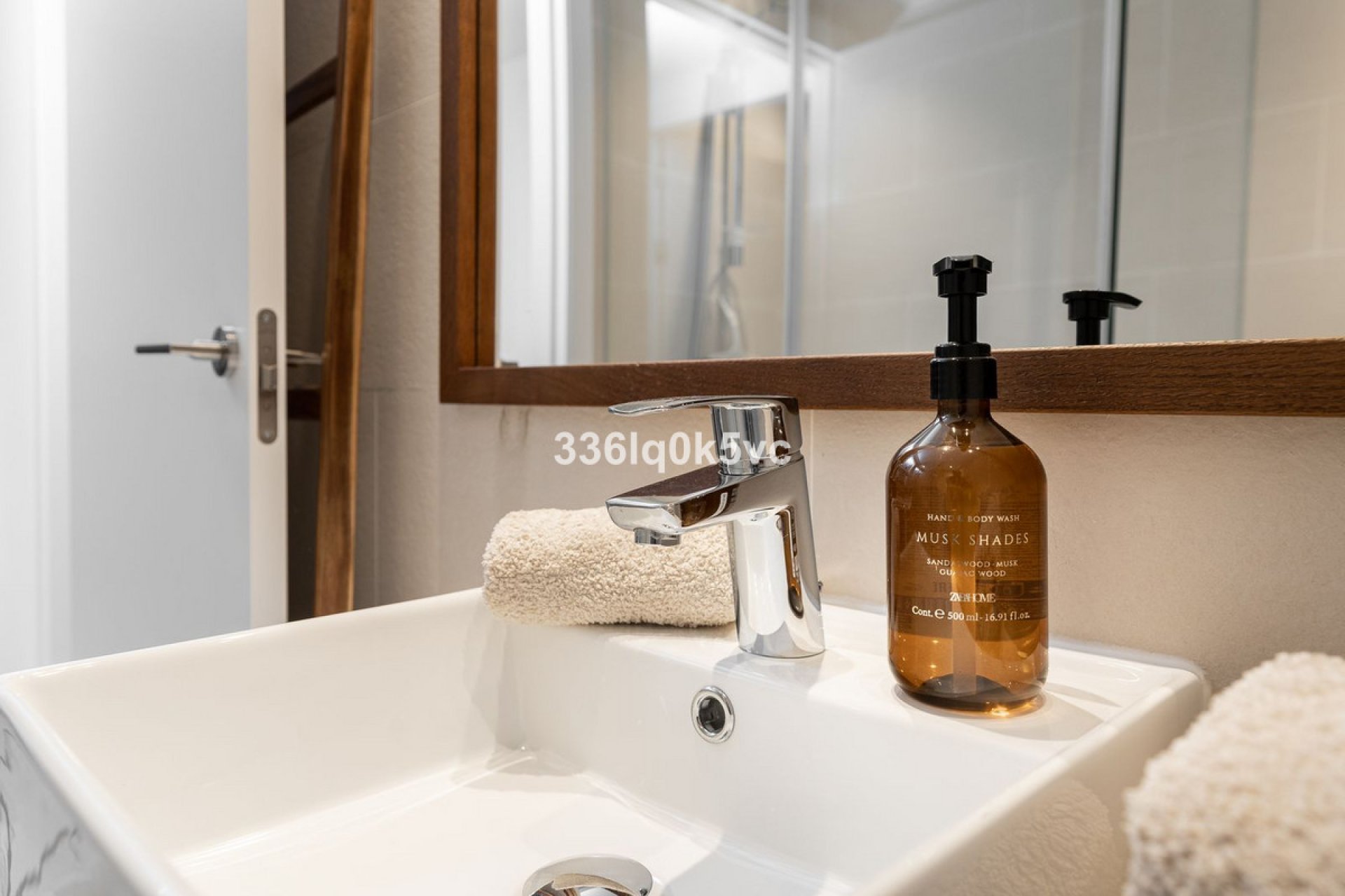 Reventa - Ground floor apartment - Benahavís - Benahavís Centro